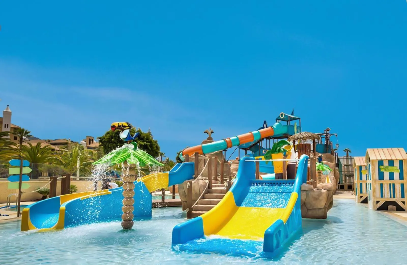 Swimming pool in GF Victoria