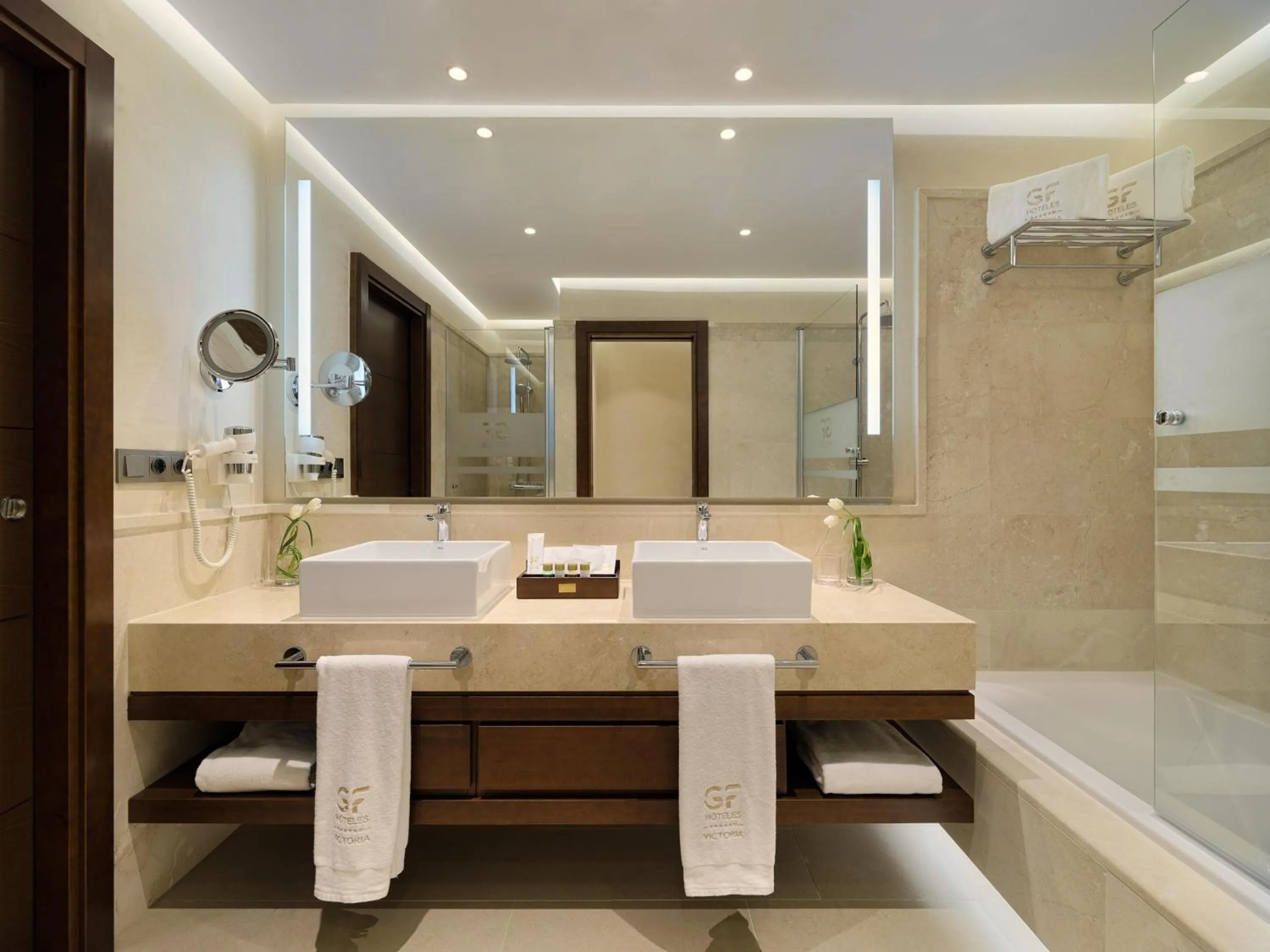 Bathroom in GF Victoria