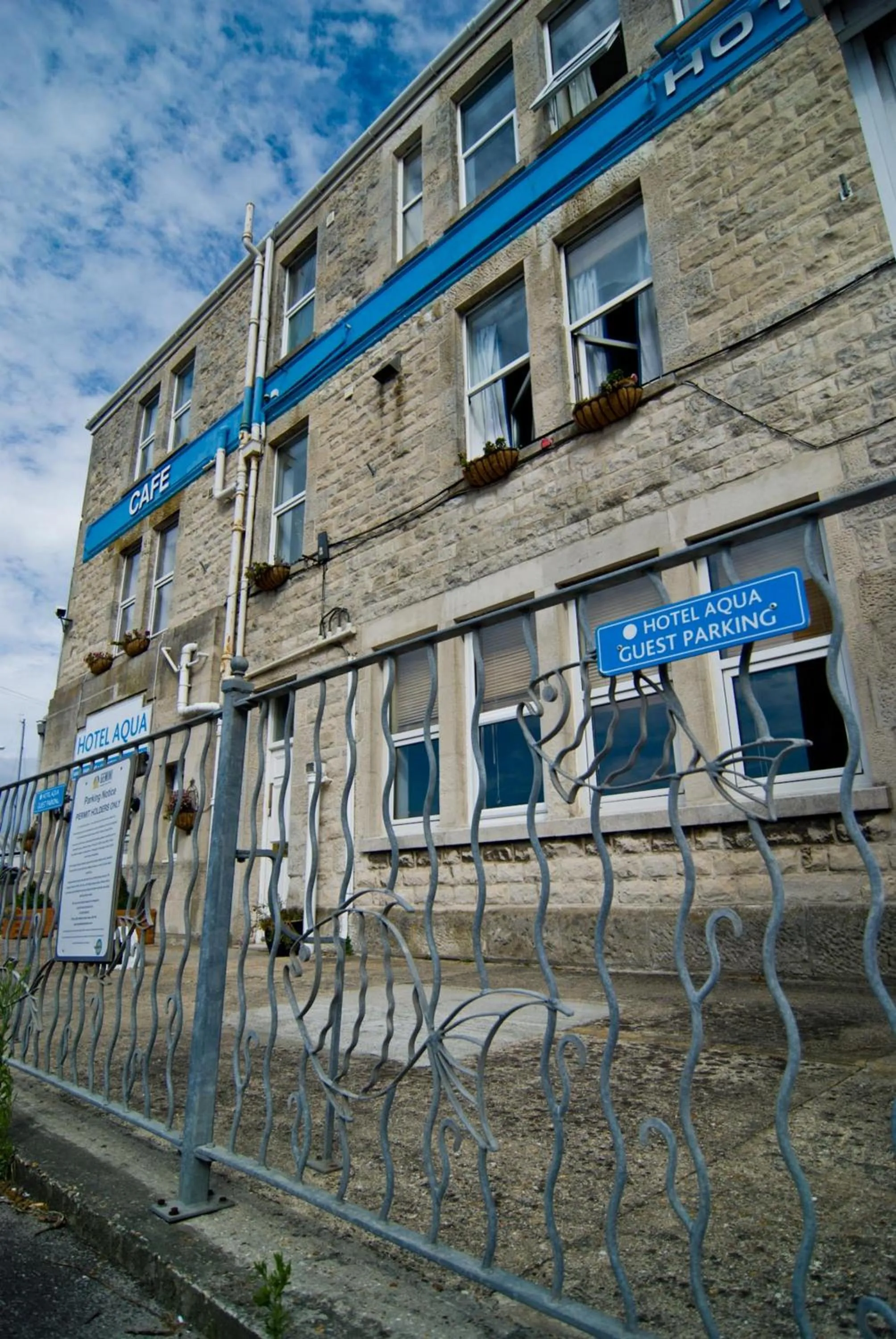 Facade/entrance in The Aqua