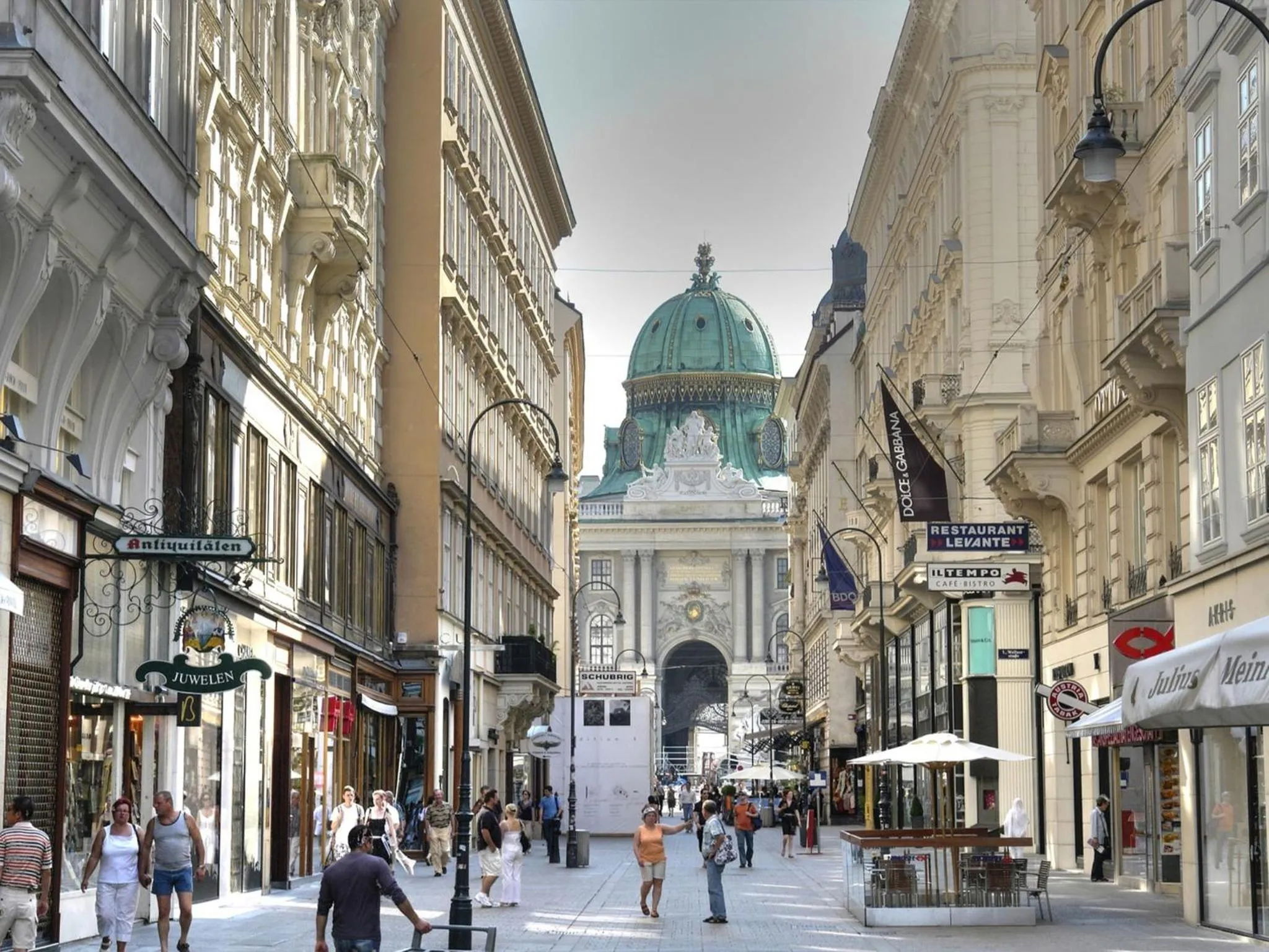 Area and facilities in Living Hotel an der Oper