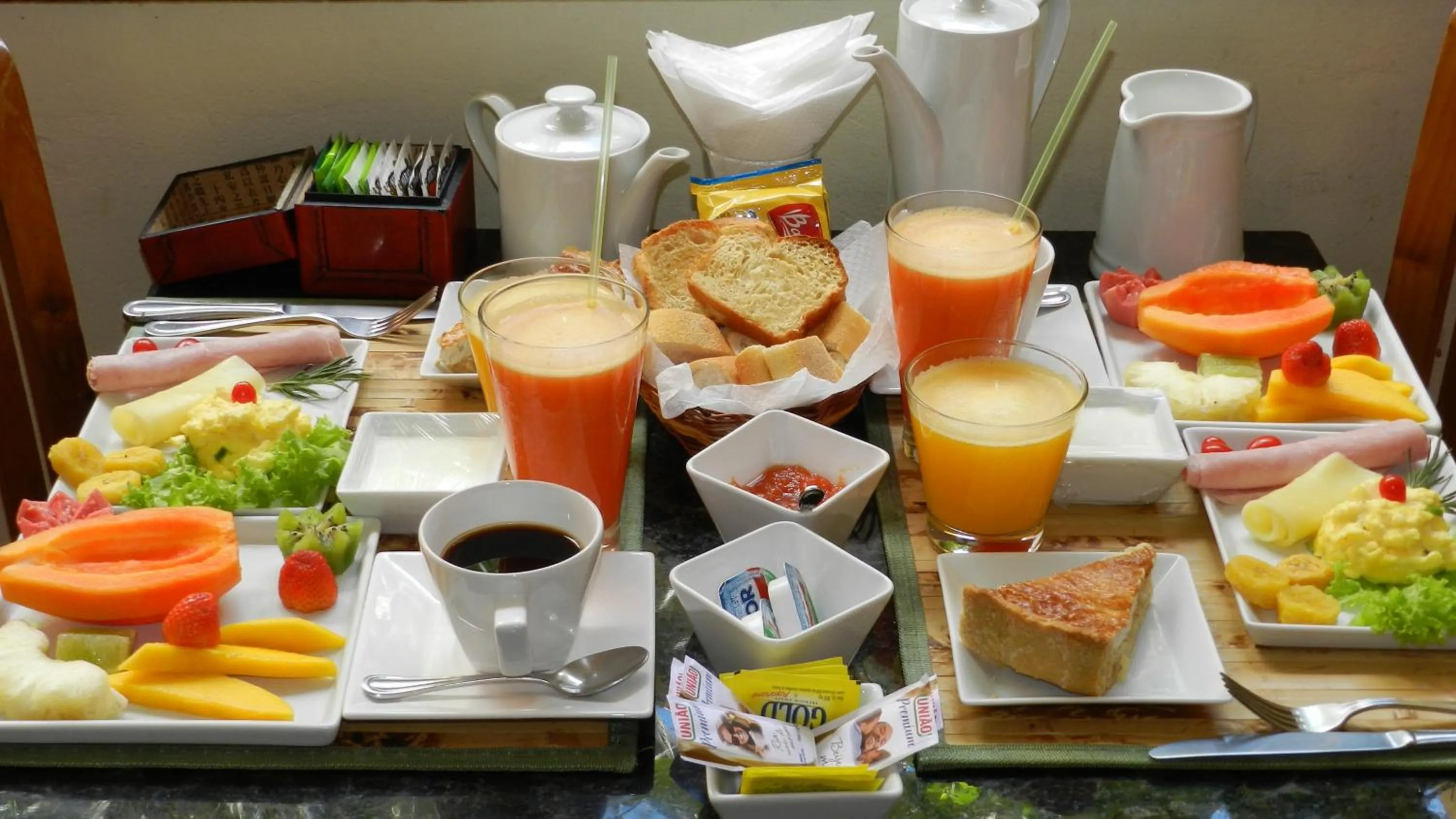 Food and drinks in Hotel Casa do Amarelindo