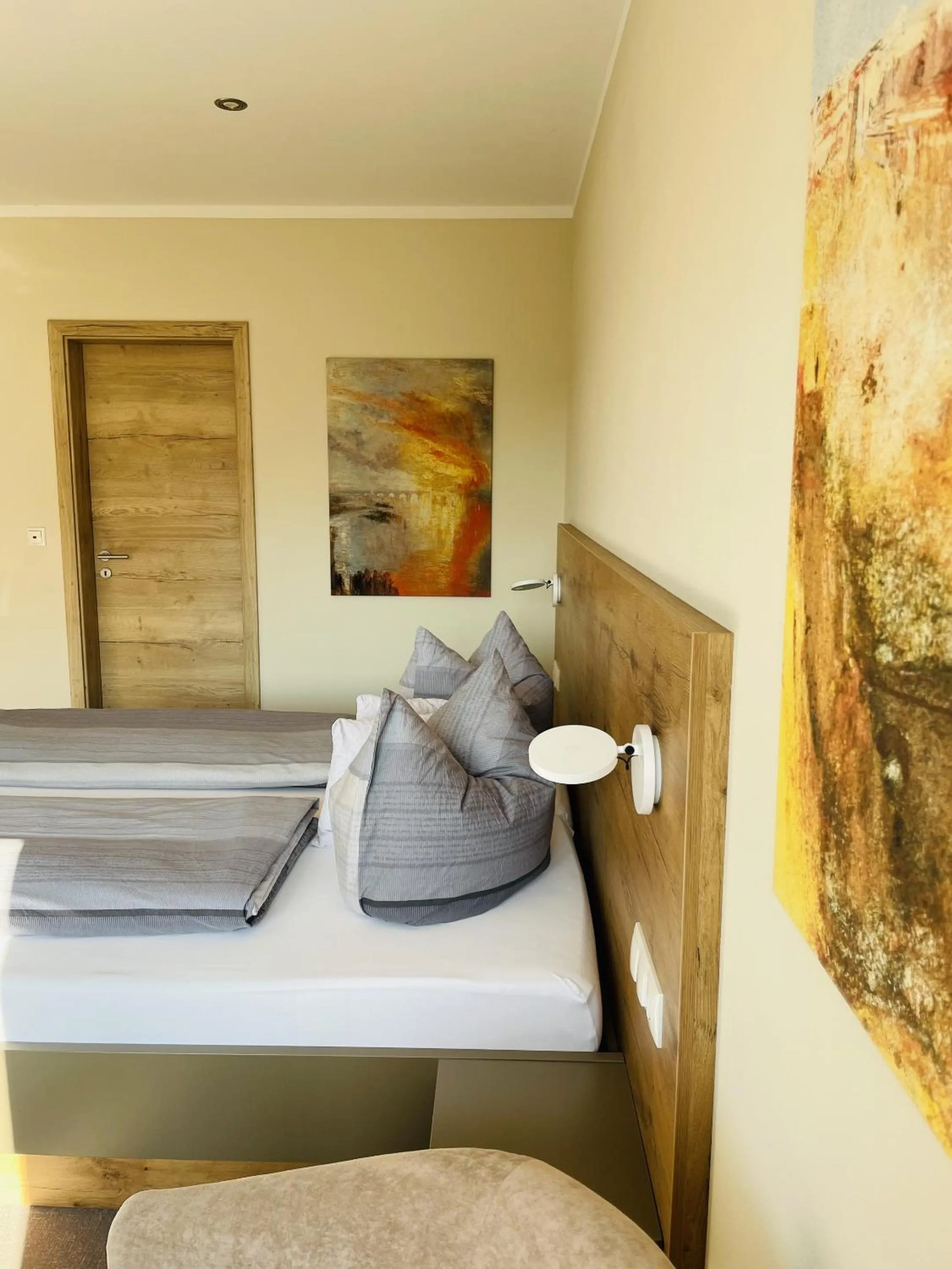 Bedroom, Bed in Weinbergs Loge