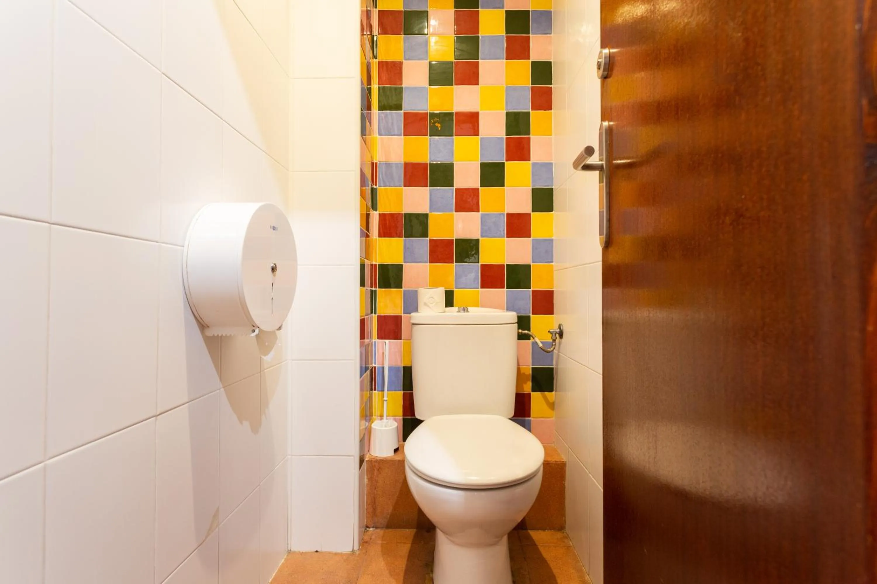Toilet in Mambo Tango