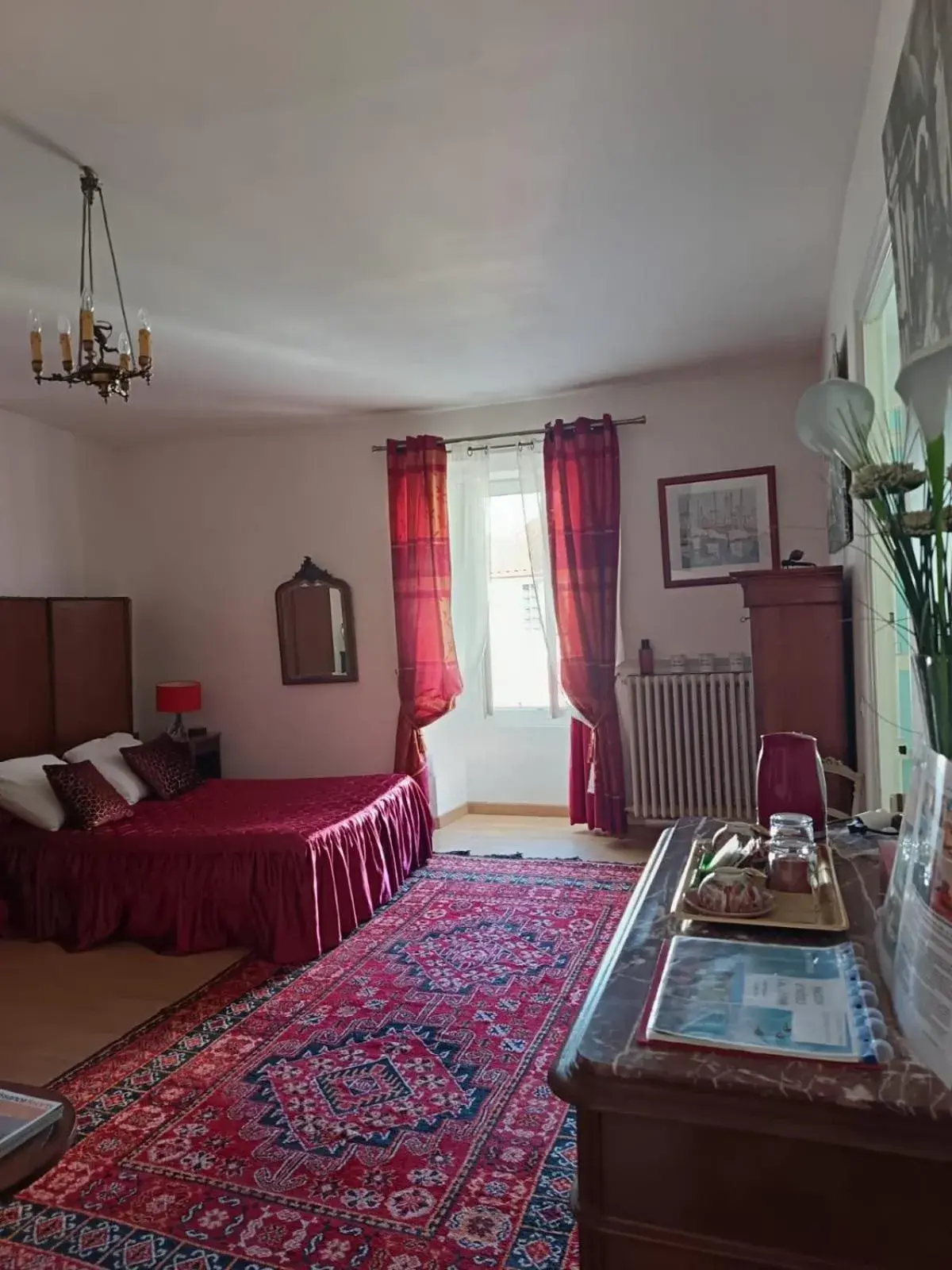 Rose Trémière Family Suite - single occupancy in Lalobema Rose Trémière Family Suite - single occupancy in Lalobema