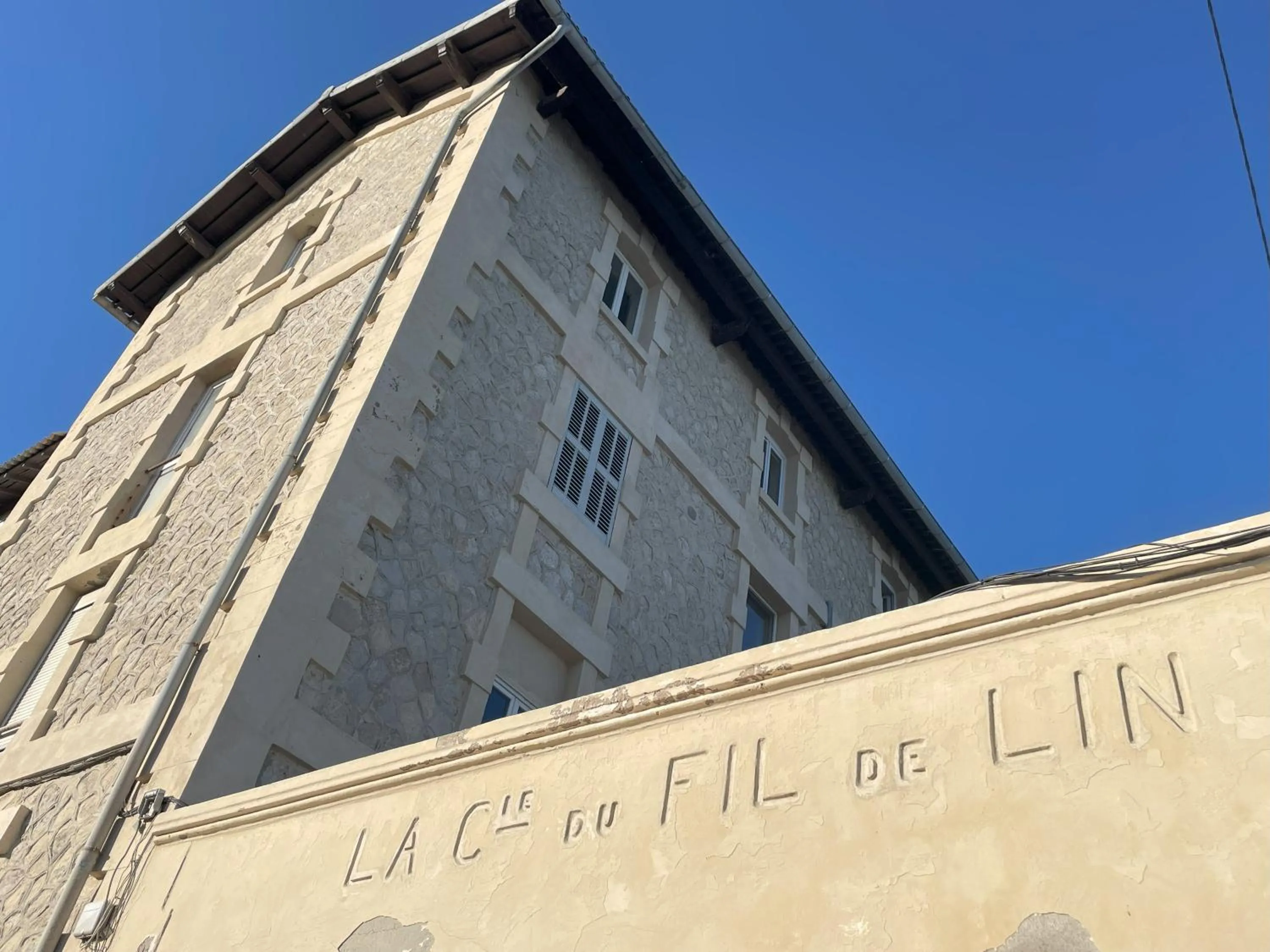 Balaena hébergement
