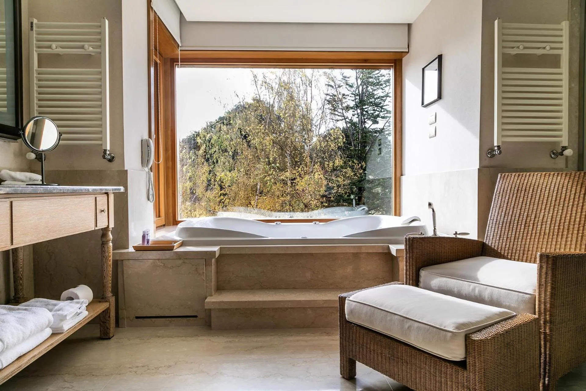 Bathroom, Bed in Llao Llao Resort, Golf-Spa