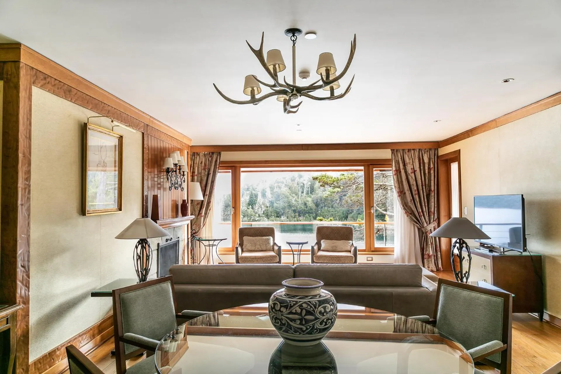 Living room in Llao Llao Resort, Golf-Spa