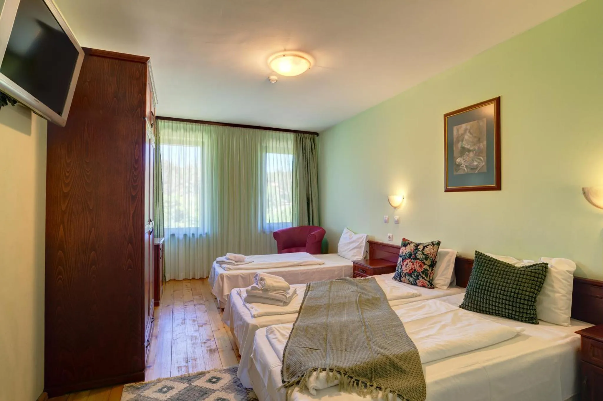 Photo of the whole room, Bed in Rachev Hotel Residence