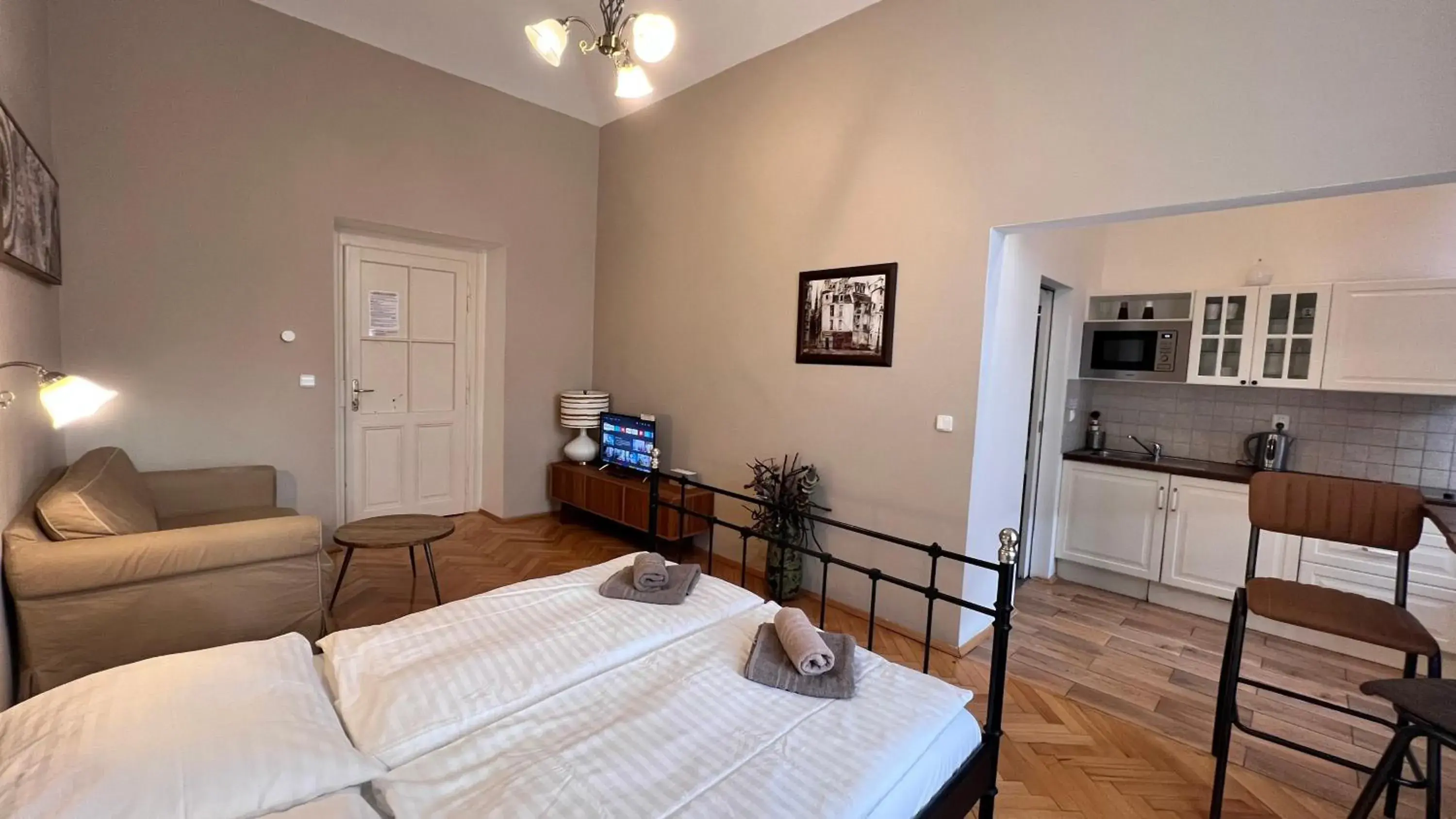 Apartment with Balcony in Old Town - Dusni Apartments Apartment with Balcony in Old Town - Dusni Apartments