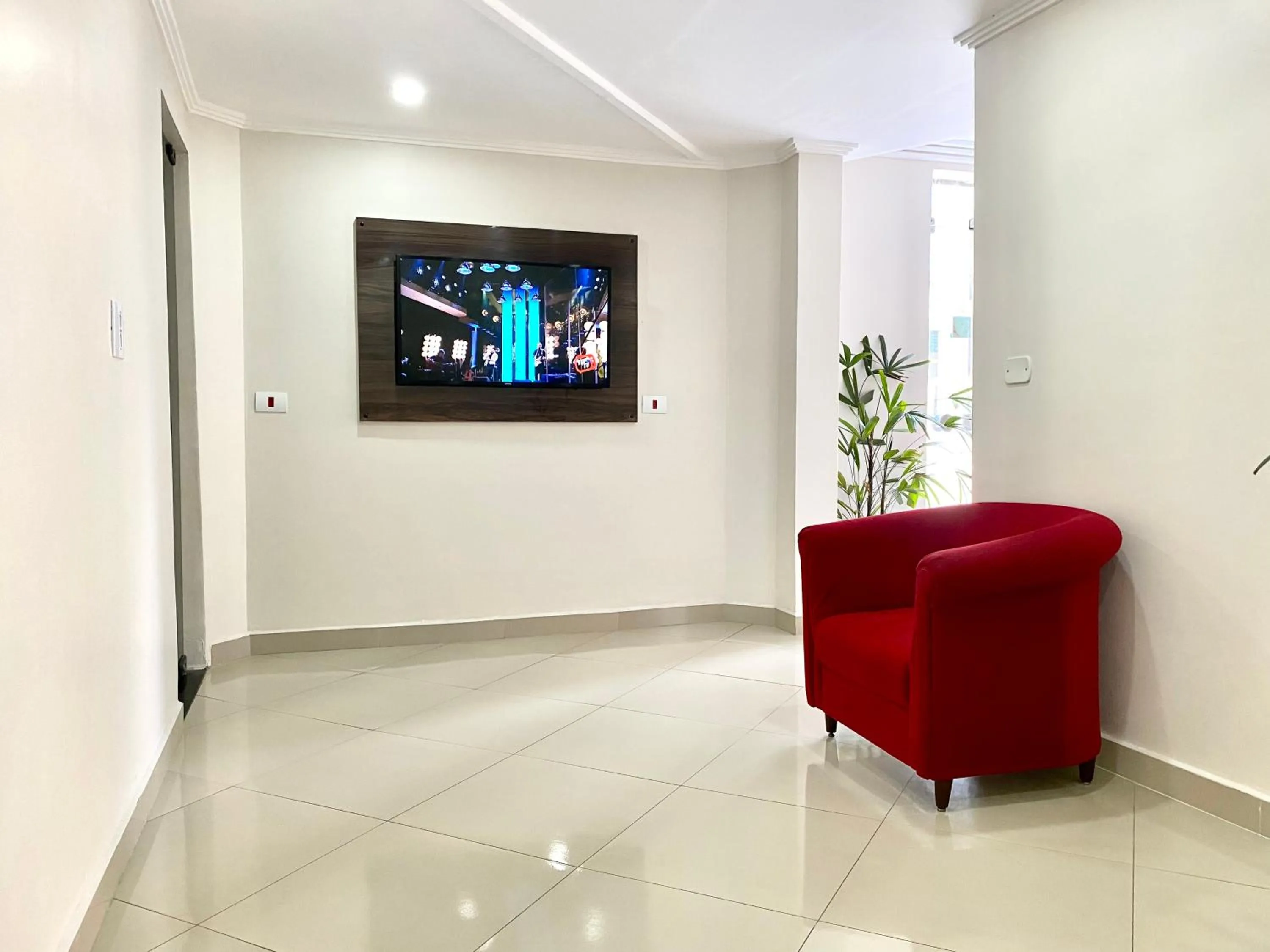 Area and facilities in Hotel Praça da Árvore - São Paulo Expo