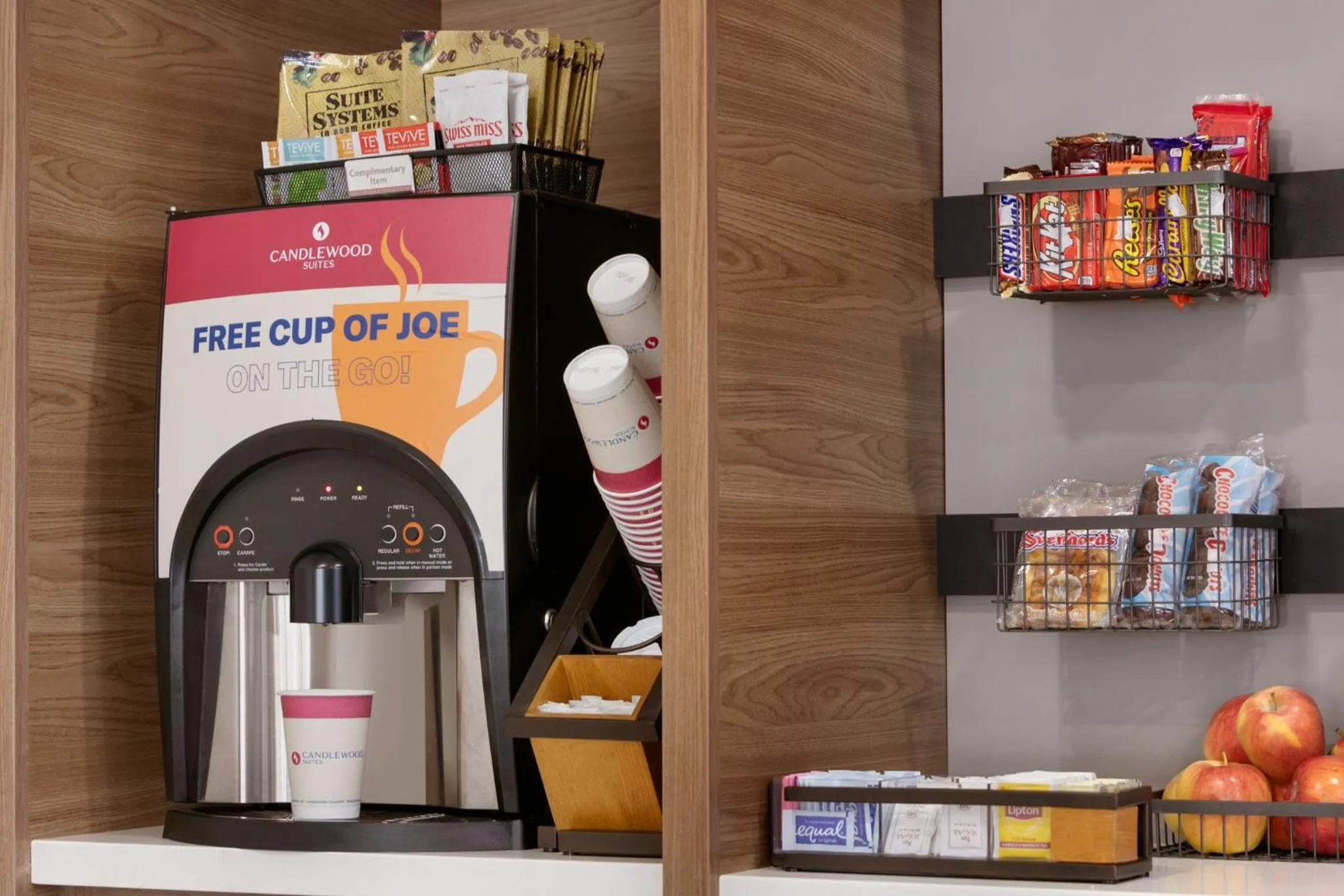 Coffee/tea facilities in Candlewood Suites Kansas City Northeast by IHG