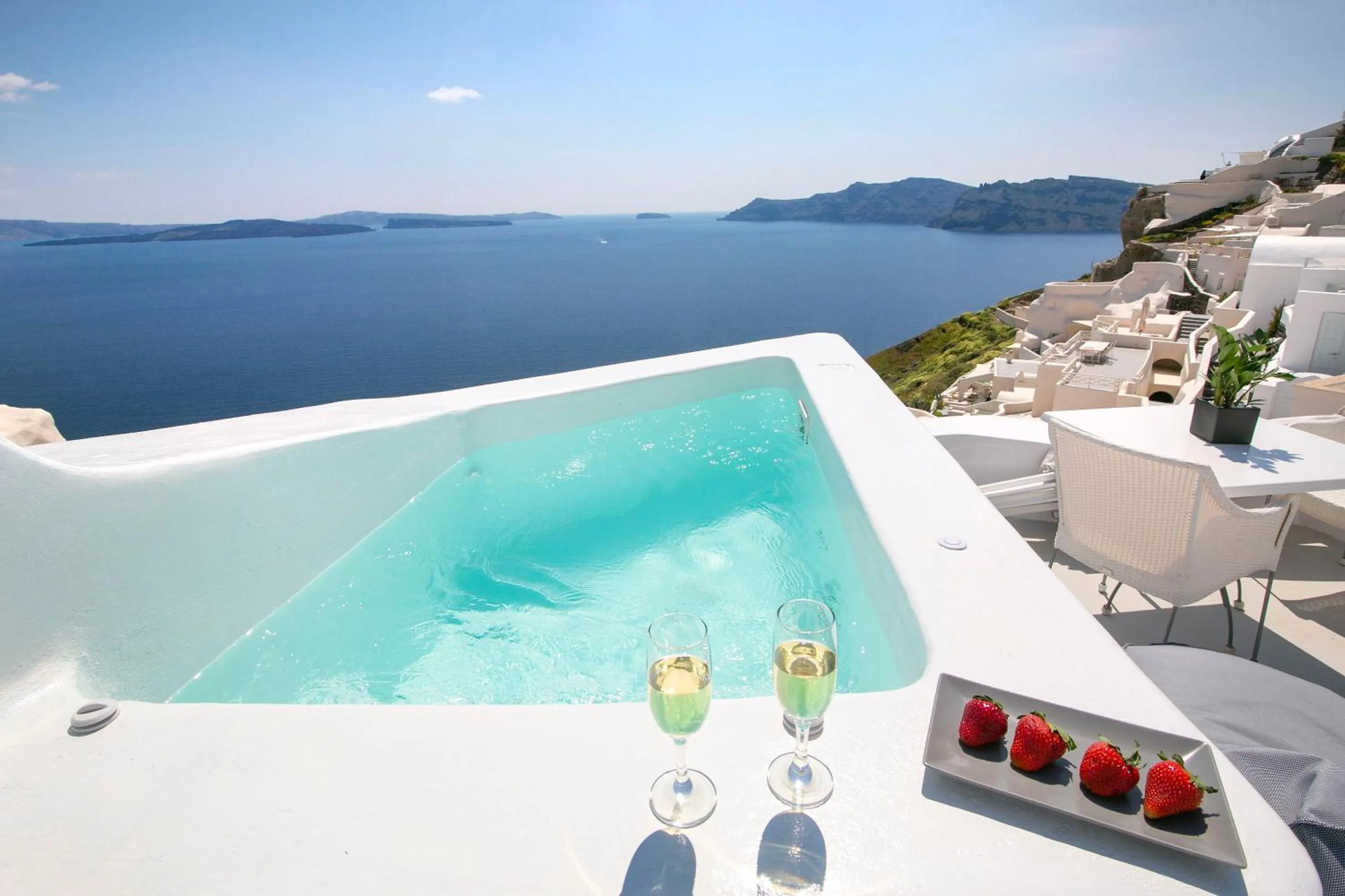 Balcony/Terrace in Onar Villas Oia - Onar Hotels Collection