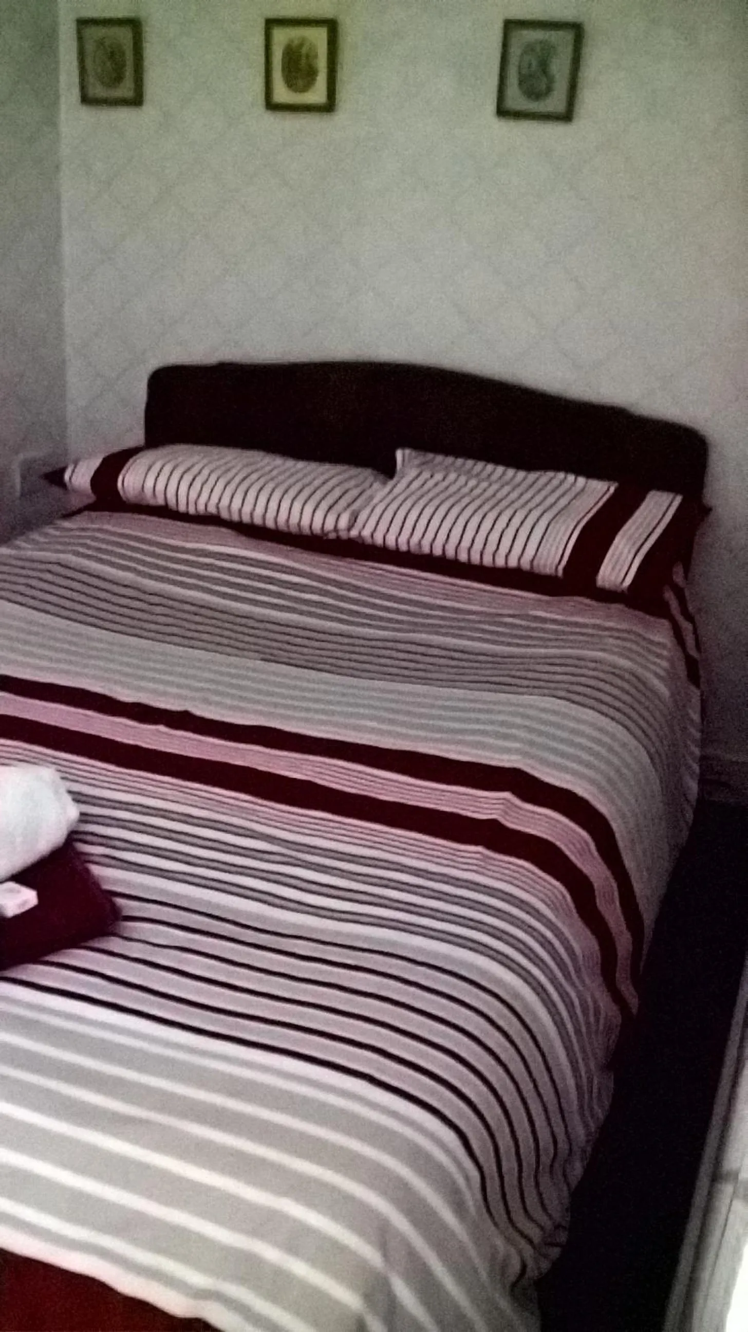 Bed in Rhymney House hotel