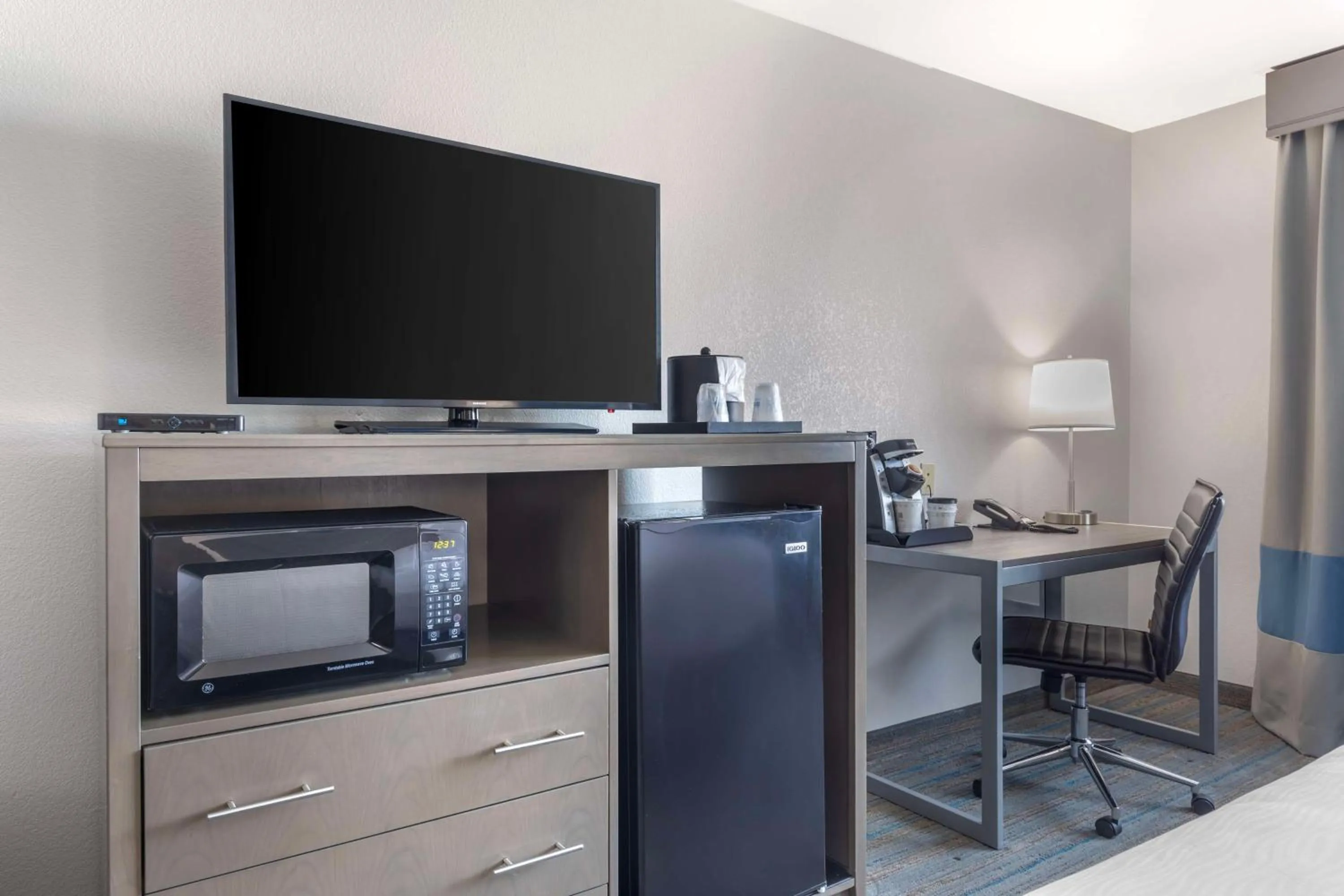 Photo of the whole room in Best Western Plus Stephenville Inn