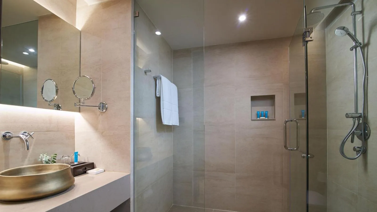 Shower in Amari Vogue Krabi