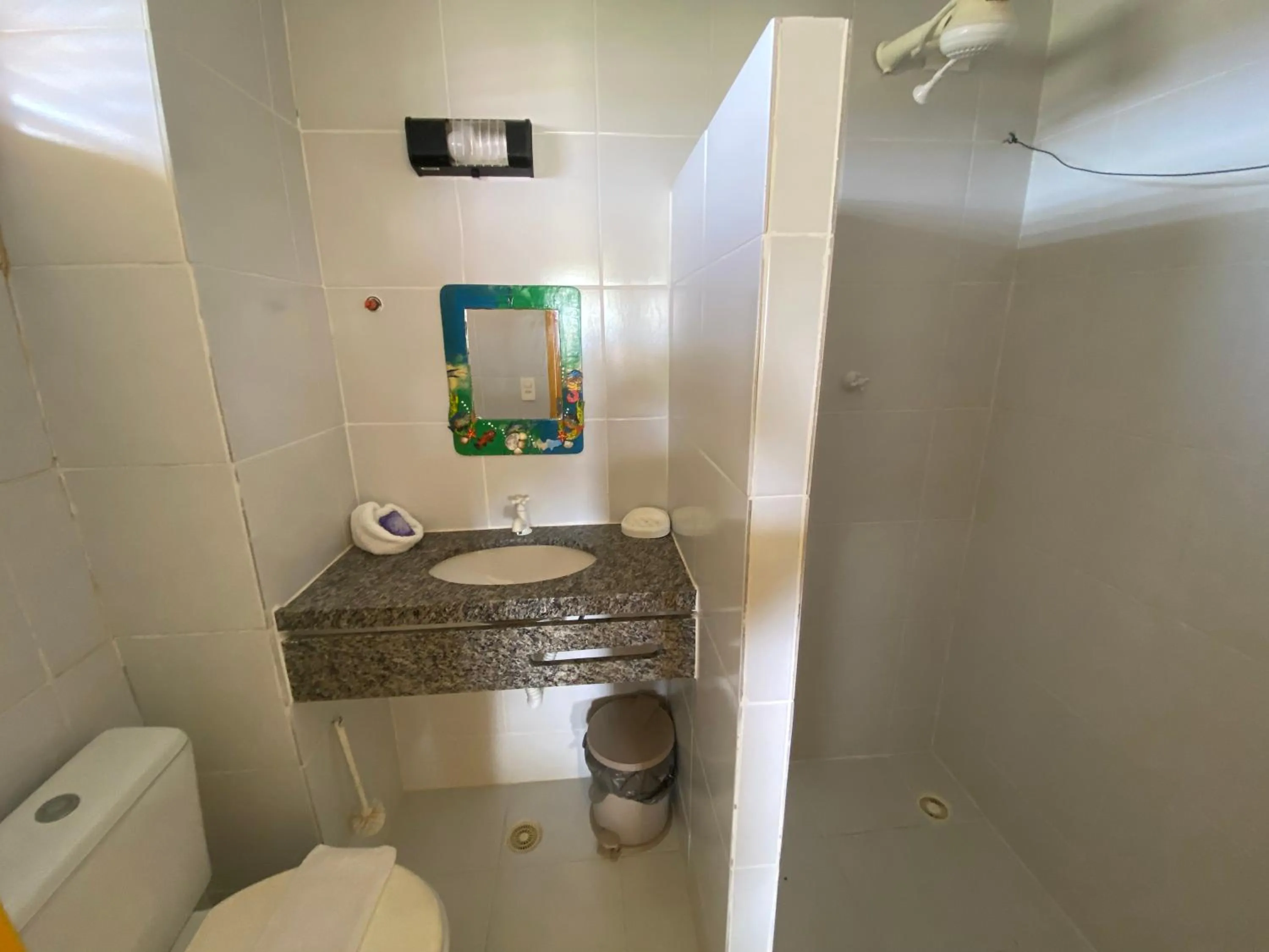 Toilet in Pousada das Acácias