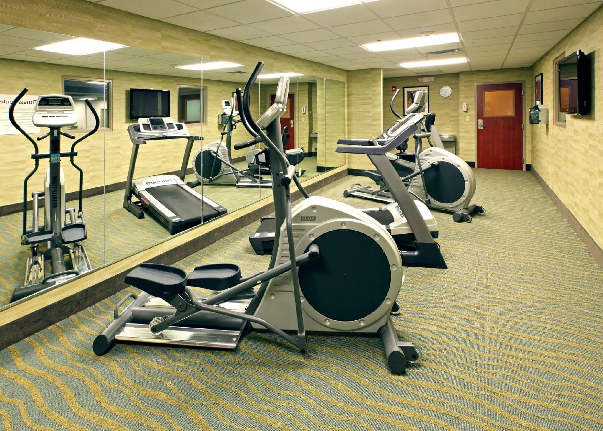 Fitness centre/facilities in Holiday Inn Express & Suites Maumelle by IHG