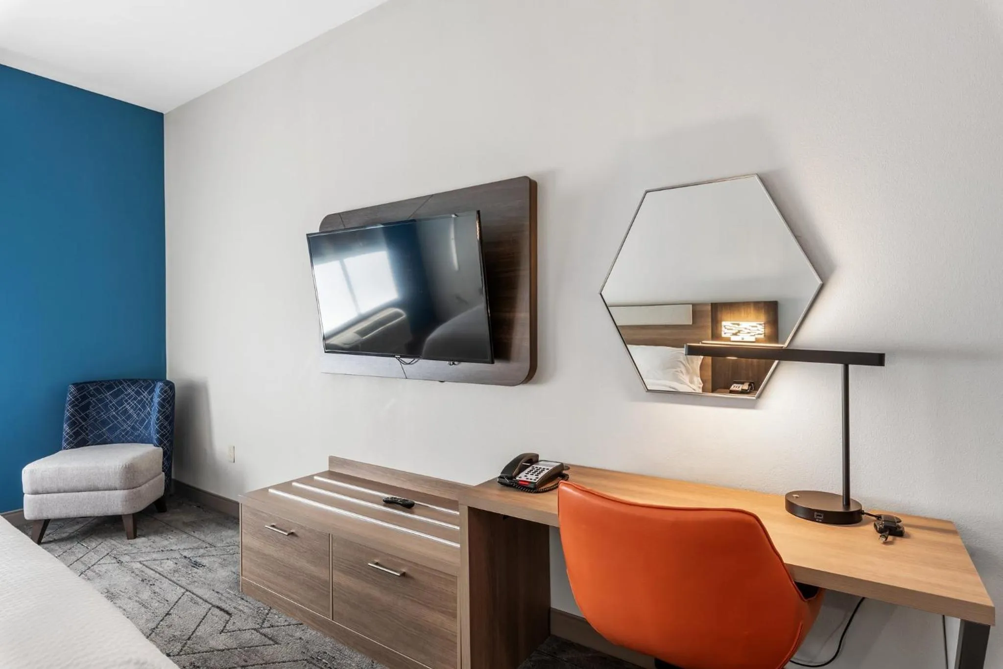 Photo of the whole room in Holiday Inn Express & Suites Maumelle by IHG