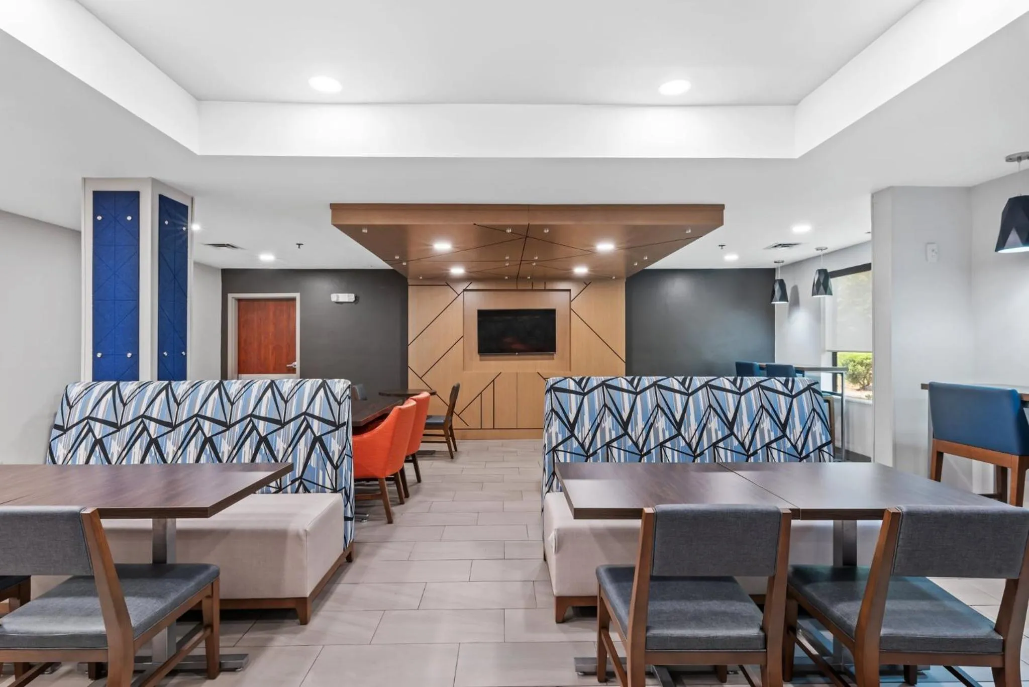 Breakfast in Holiday Inn Express & Suites Maumelle by IHG