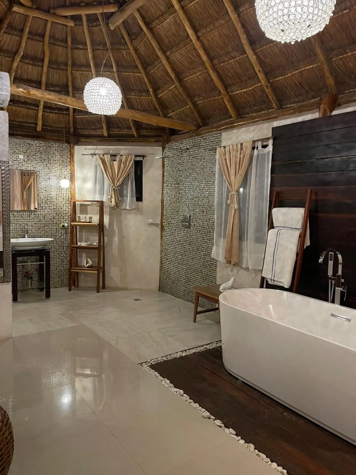 Shower in Cabañas Luxury con Lagoon Club - Adults Only