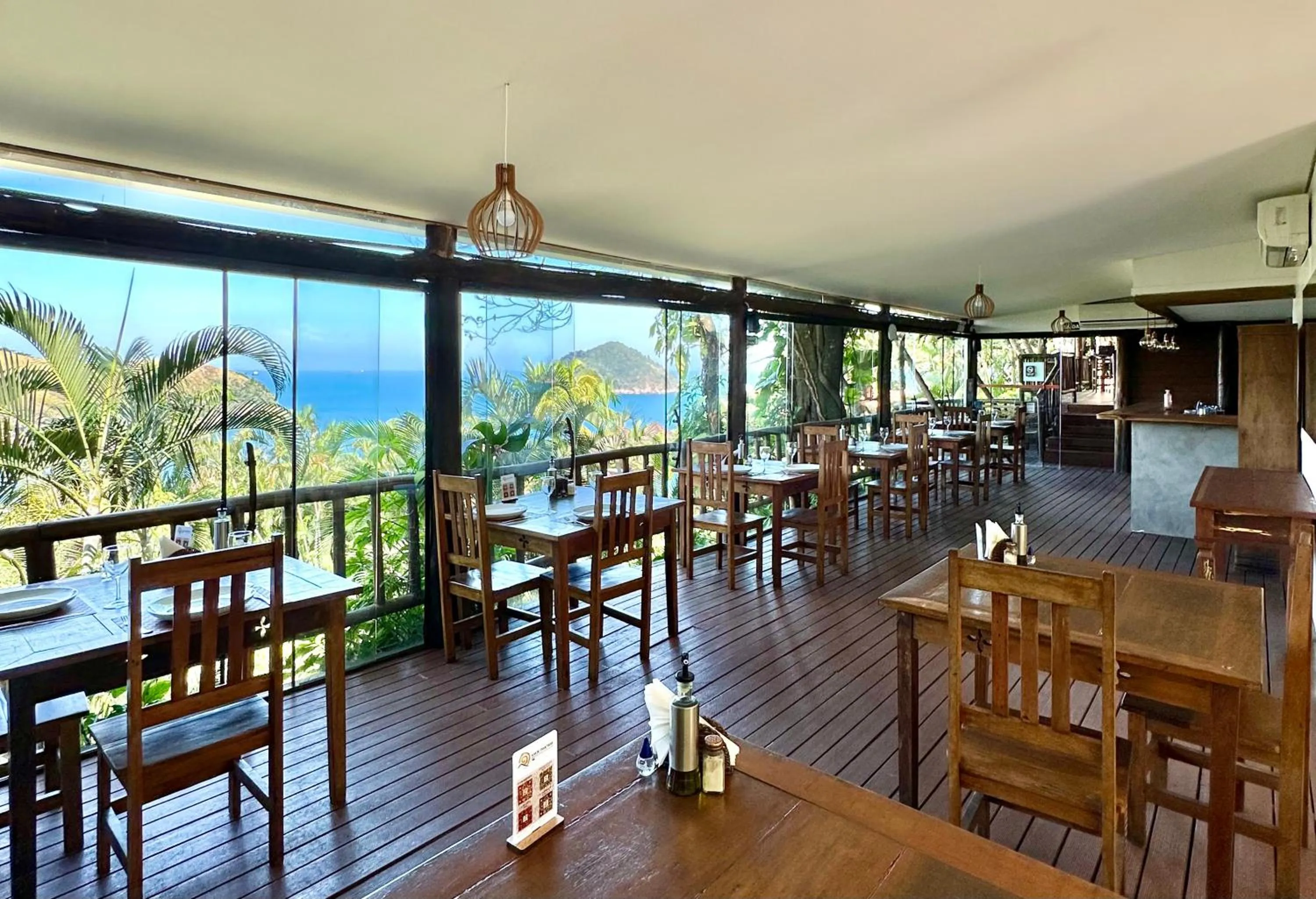 Restaurant/places to eat in Ilha de Toque Toque Eco Hotel
