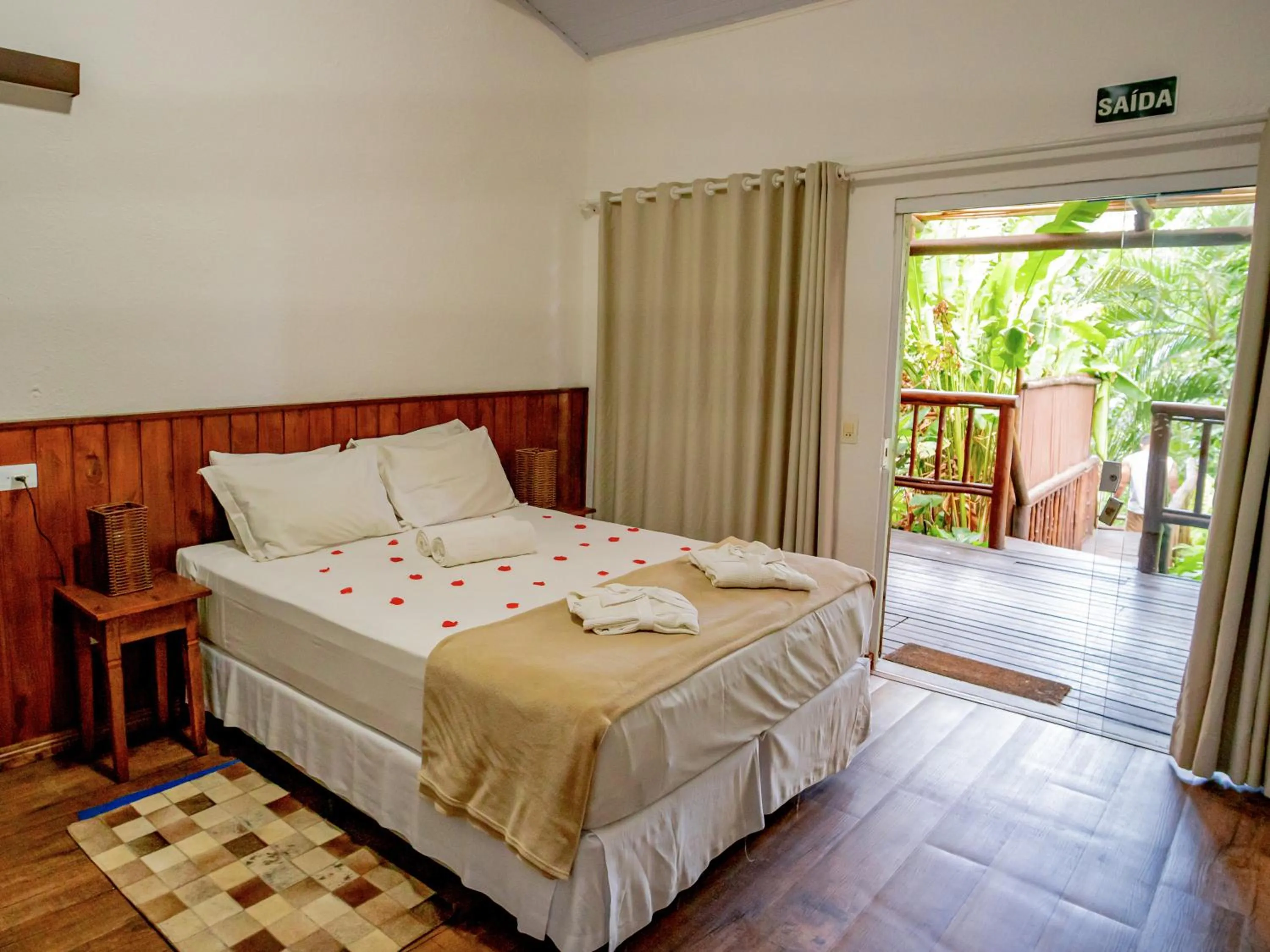 Bedroom, Bed in Ilha de Toque Toque Eco Hotel