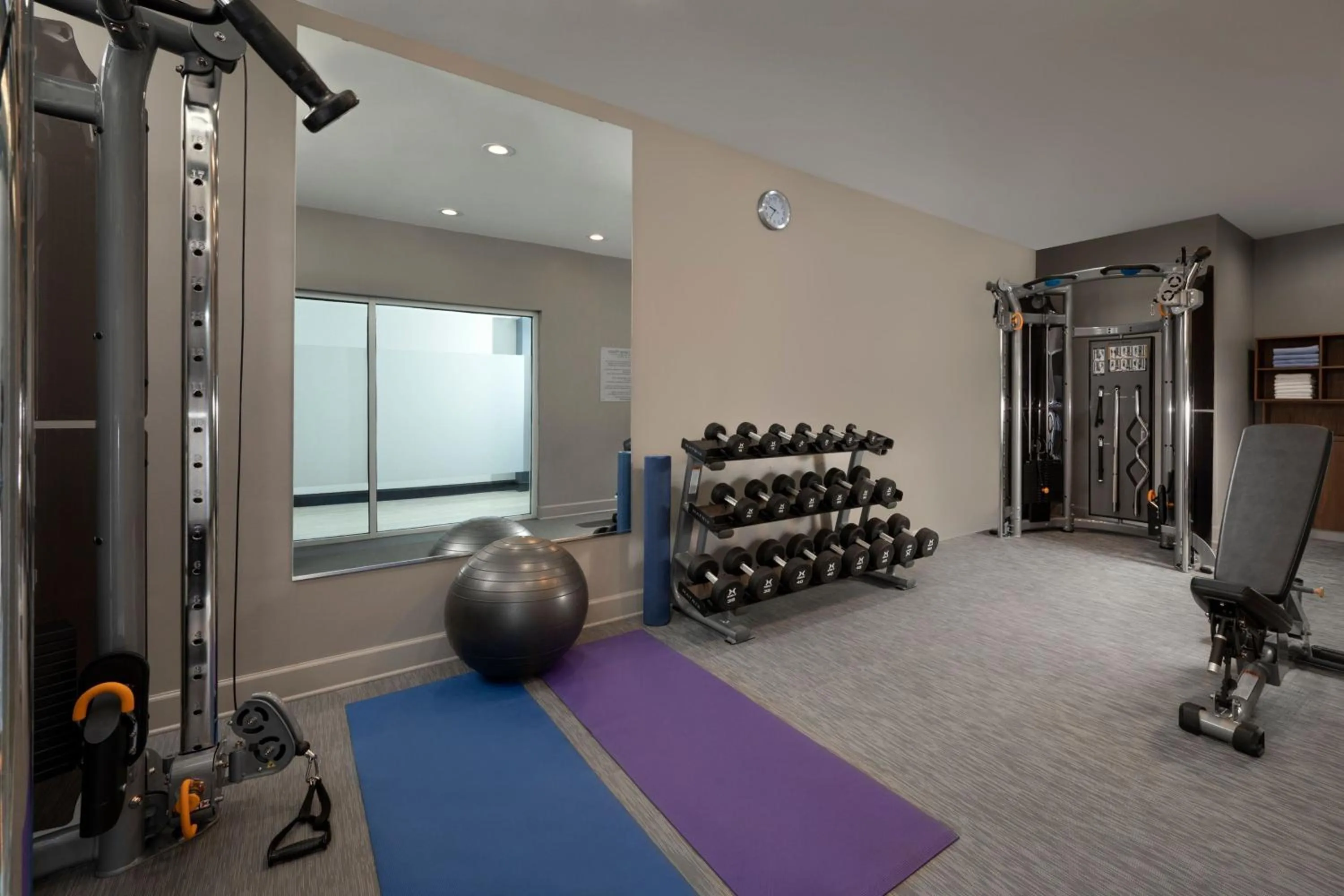 Fitness centre/facilities in Courtyard by Marriott Houston Kemah