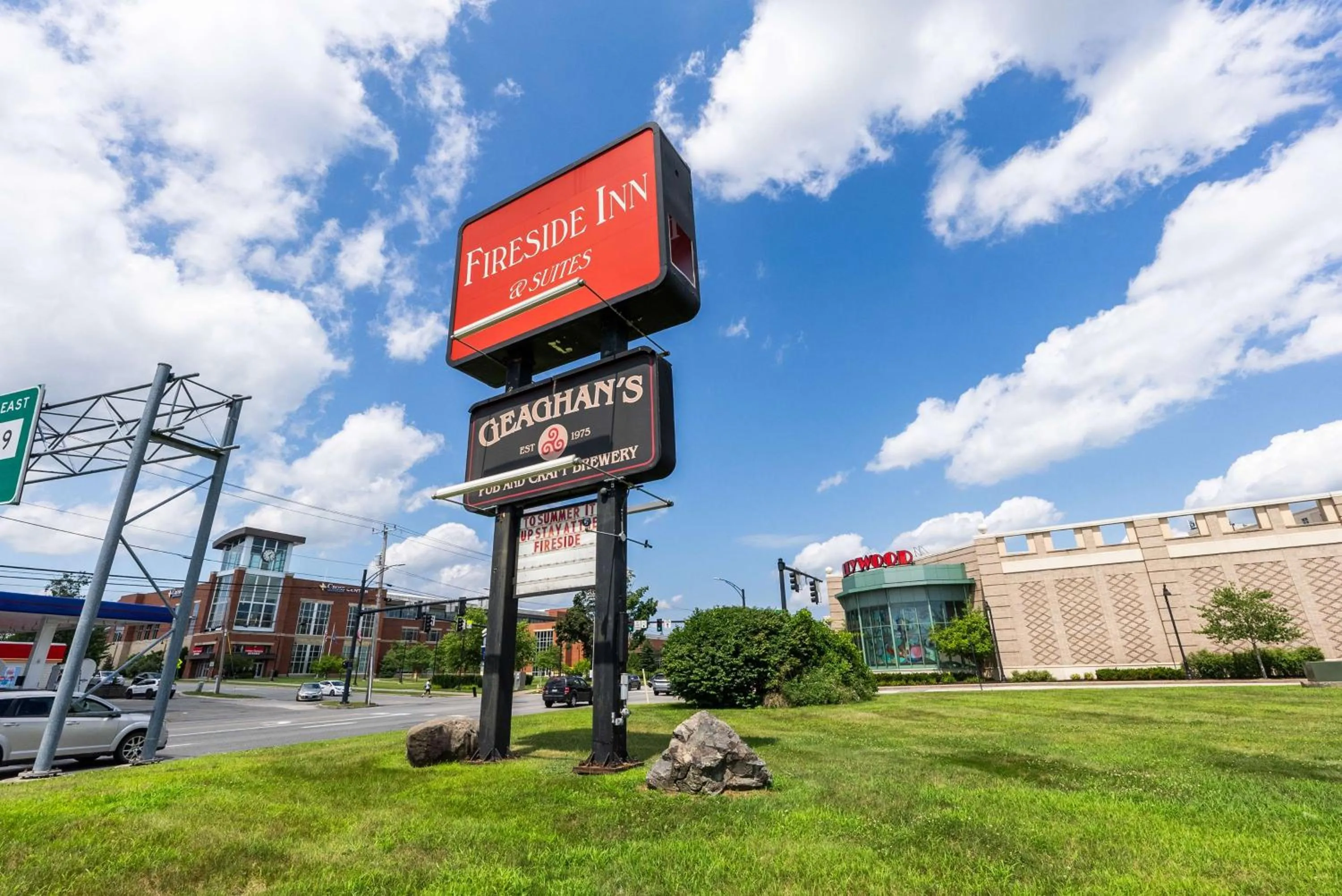 Property building in Fireside Inn and Suites Bangor