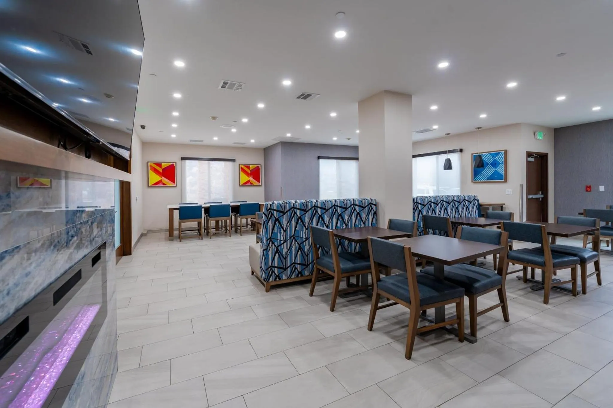 Breakfast in Holiday Inn Express & Suites Frazier Park by IHG
