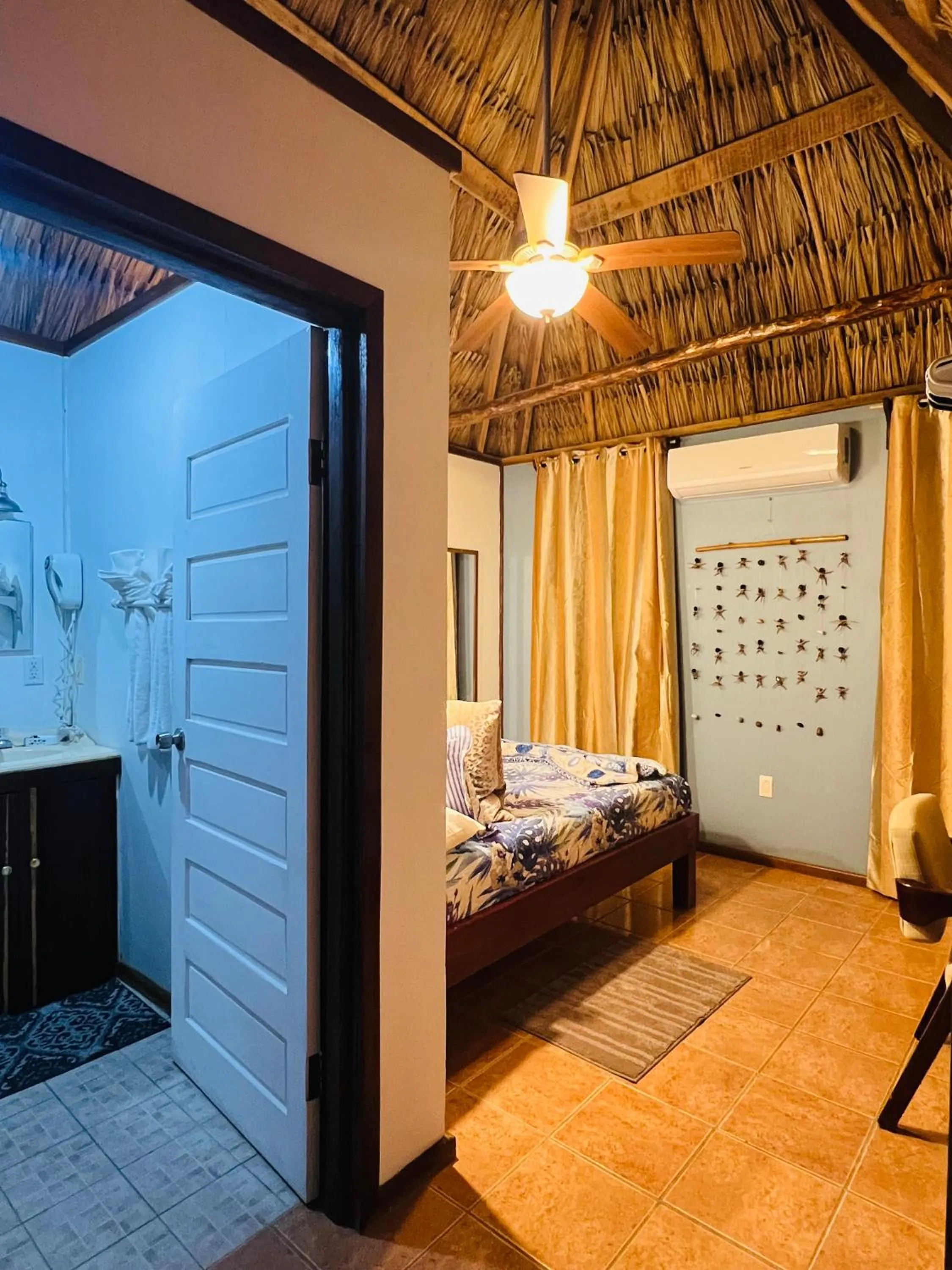 Photo of the whole room, Bed in Hotel Del Rio