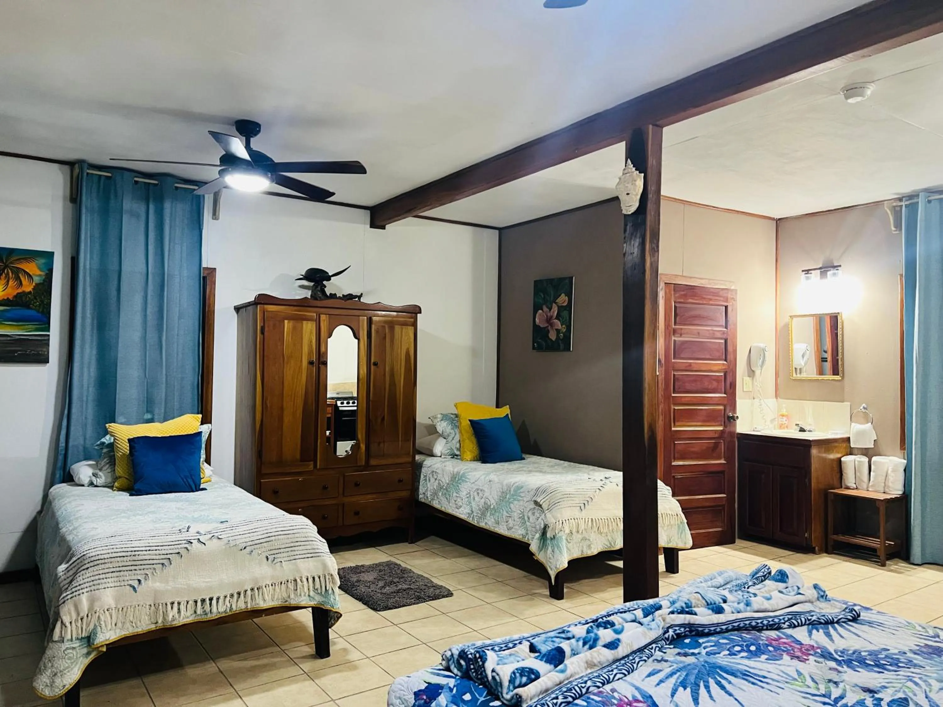 Photo of the whole room, Bed in Hotel Del Rio