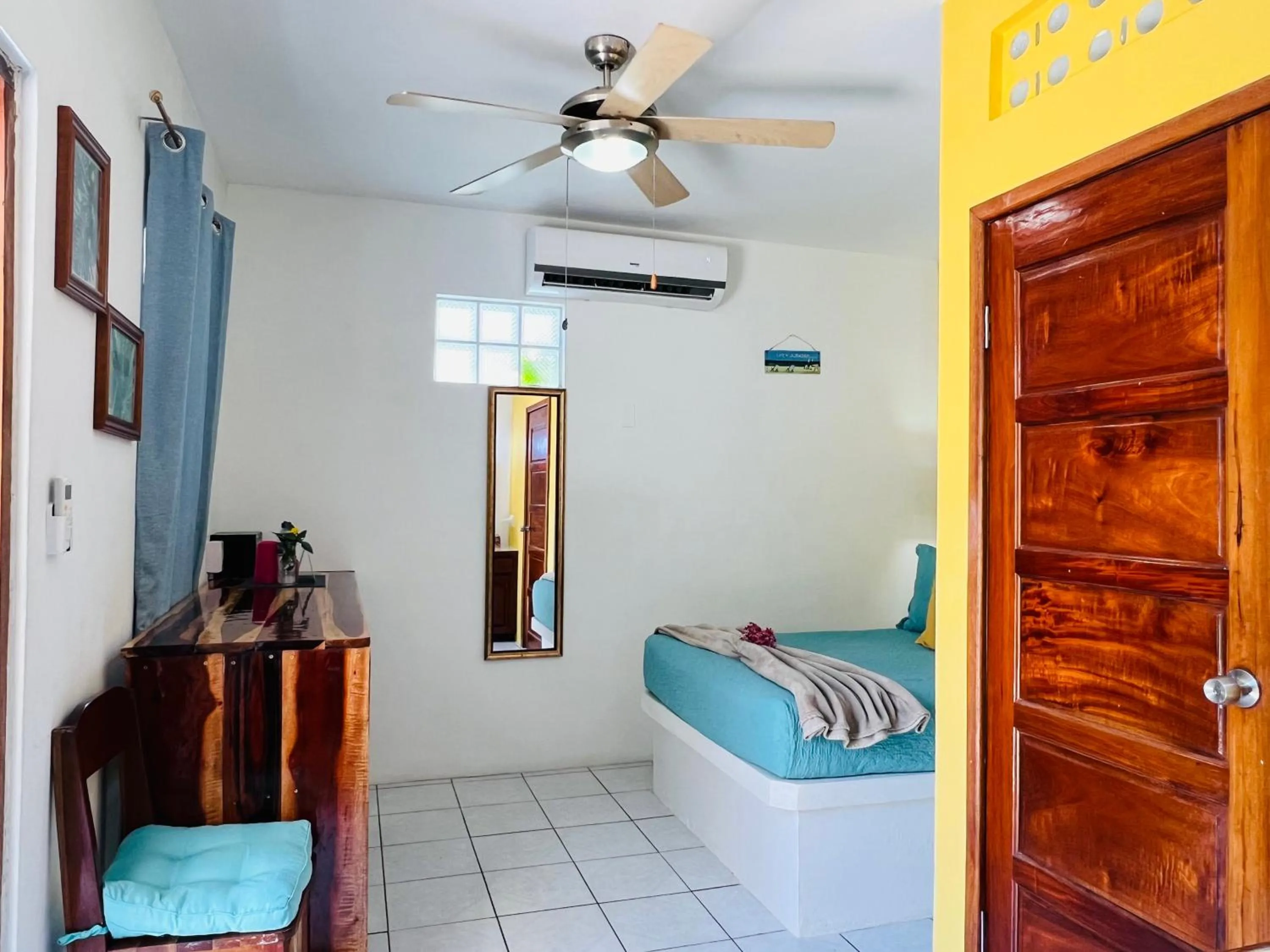 Photo of the whole room, Bed in Hotel Del Rio