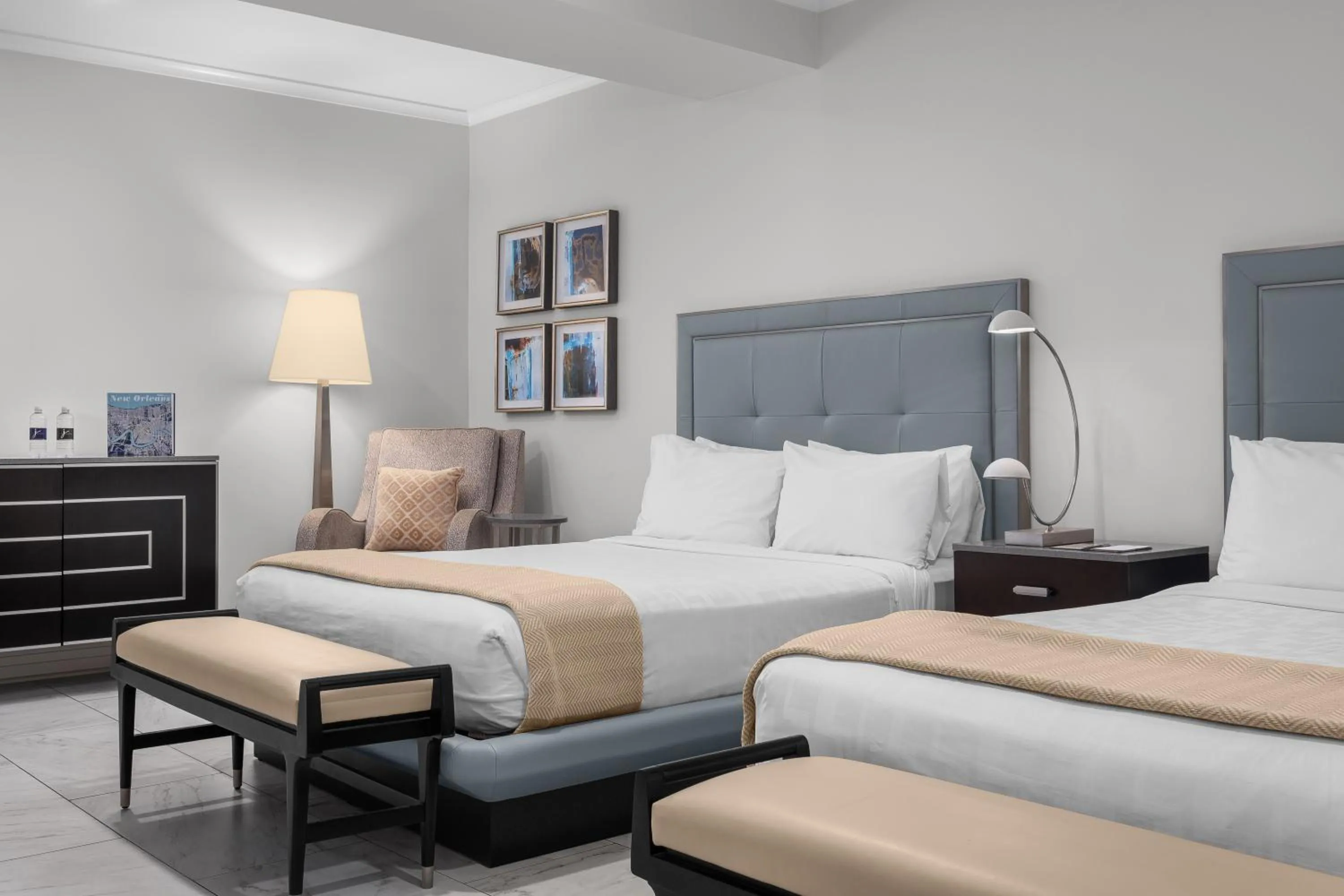 Bed in The Jung Hotel and Residences