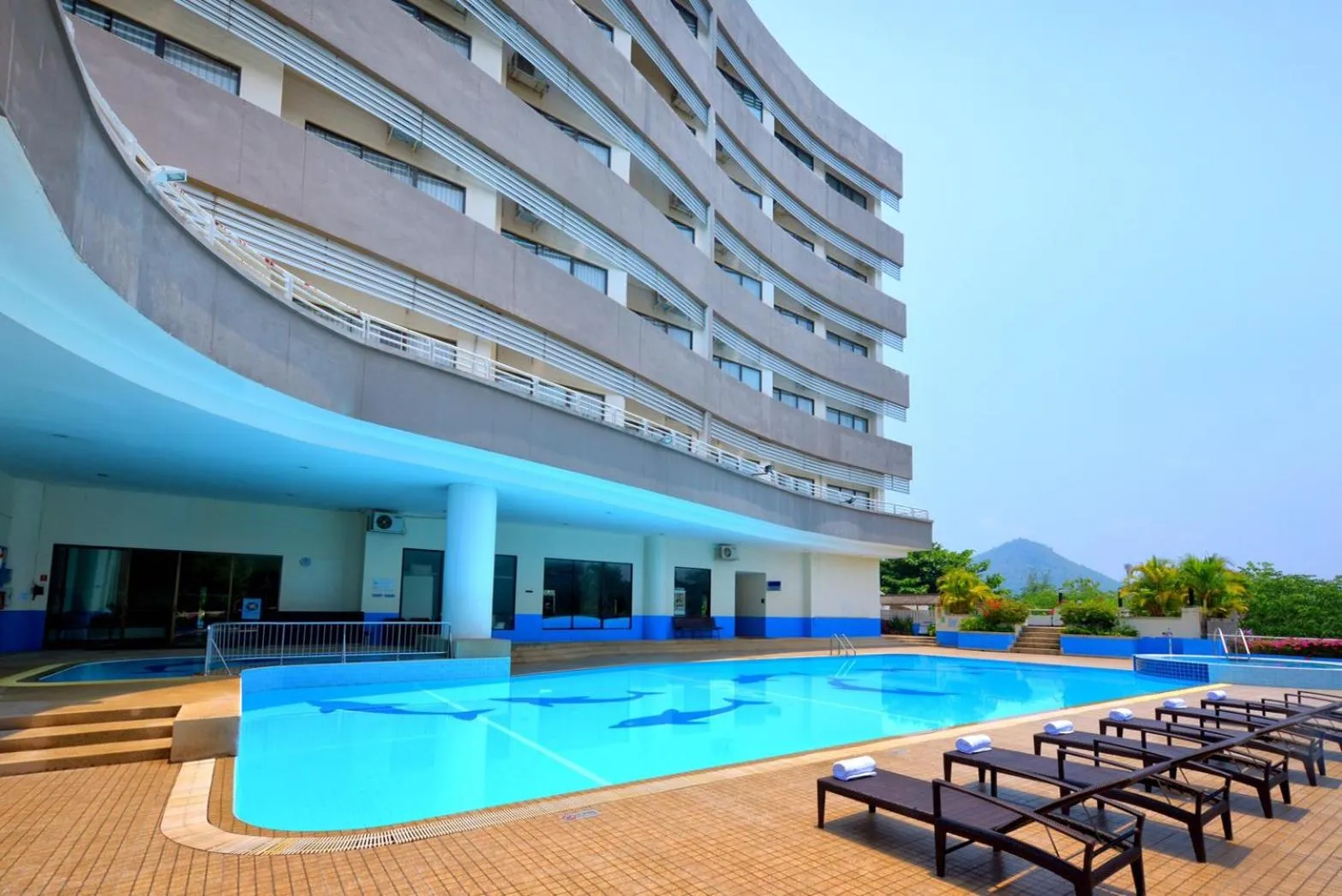 Swimming pool in Loei Palace Hotel