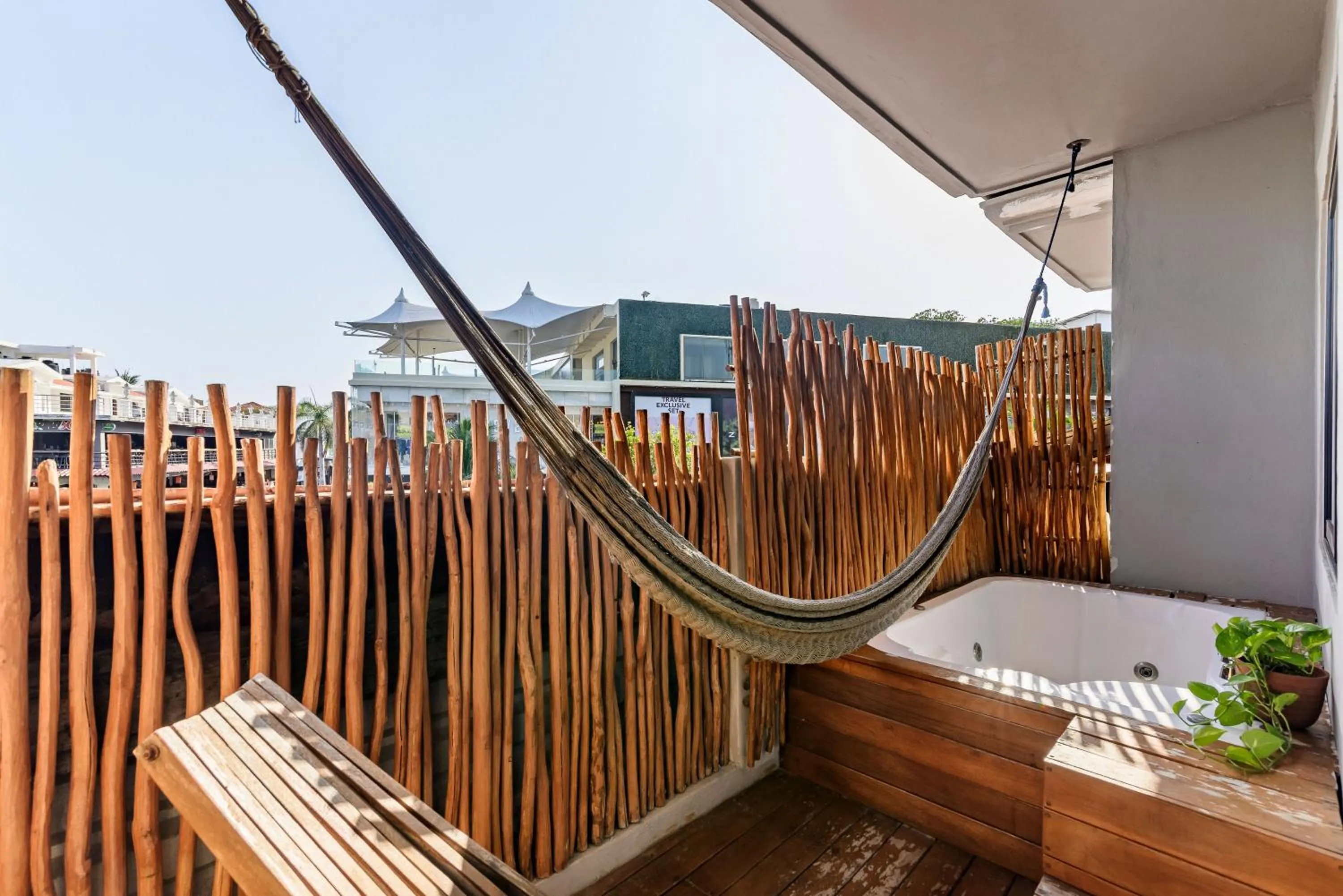 Balcony/Terrace in Caribbean Paradise Hotel & Spa - 5th Avenue