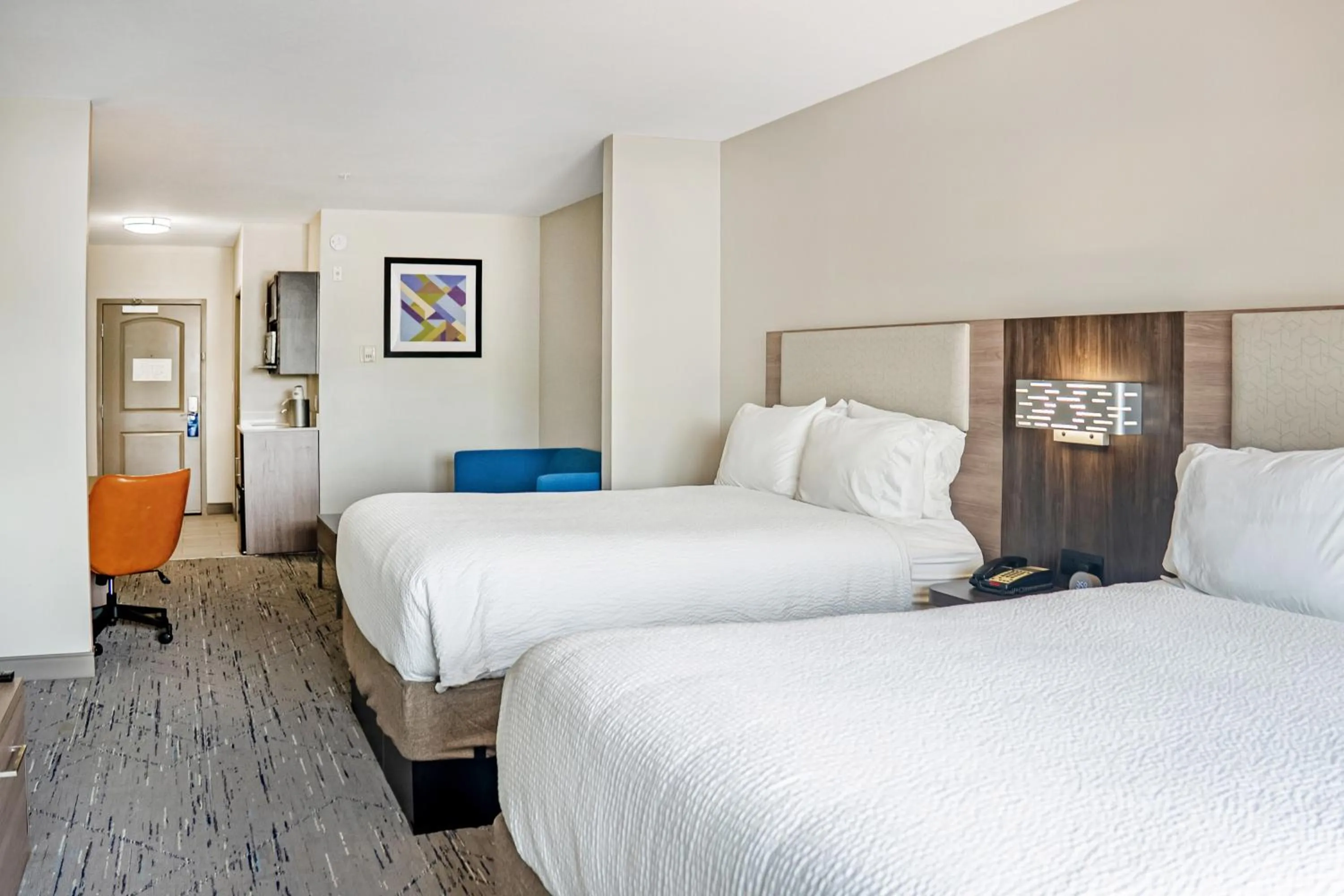 Bed in Holiday Inn Express and Suites Saint Augustine North by IHG