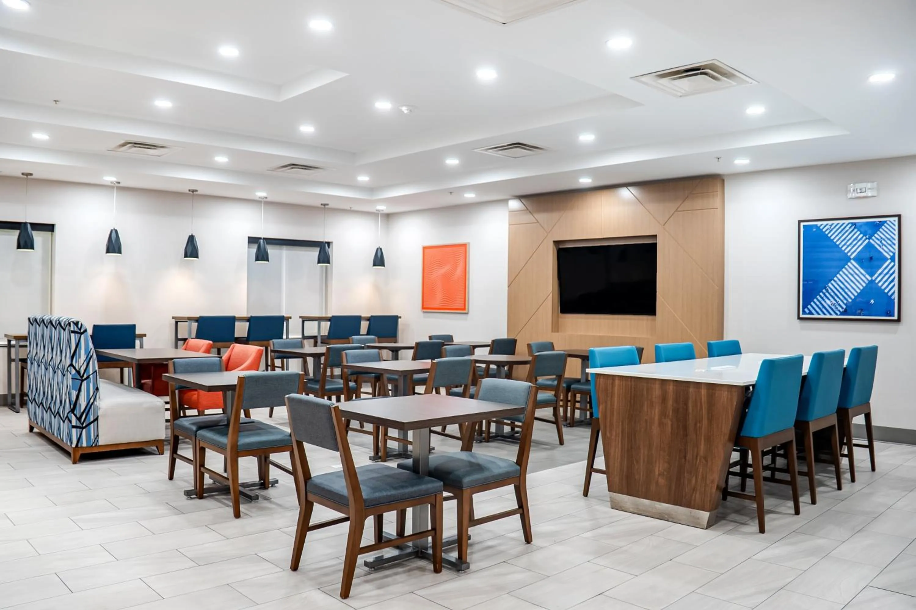 Breakfast in Holiday Inn Express and Suites Saint Augustine North by IHG