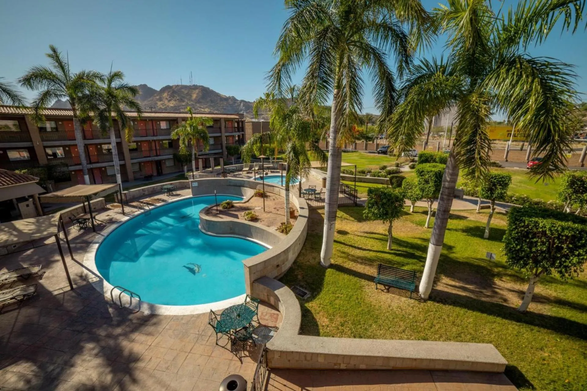 Property building in Hotel Colonial Hermosillo