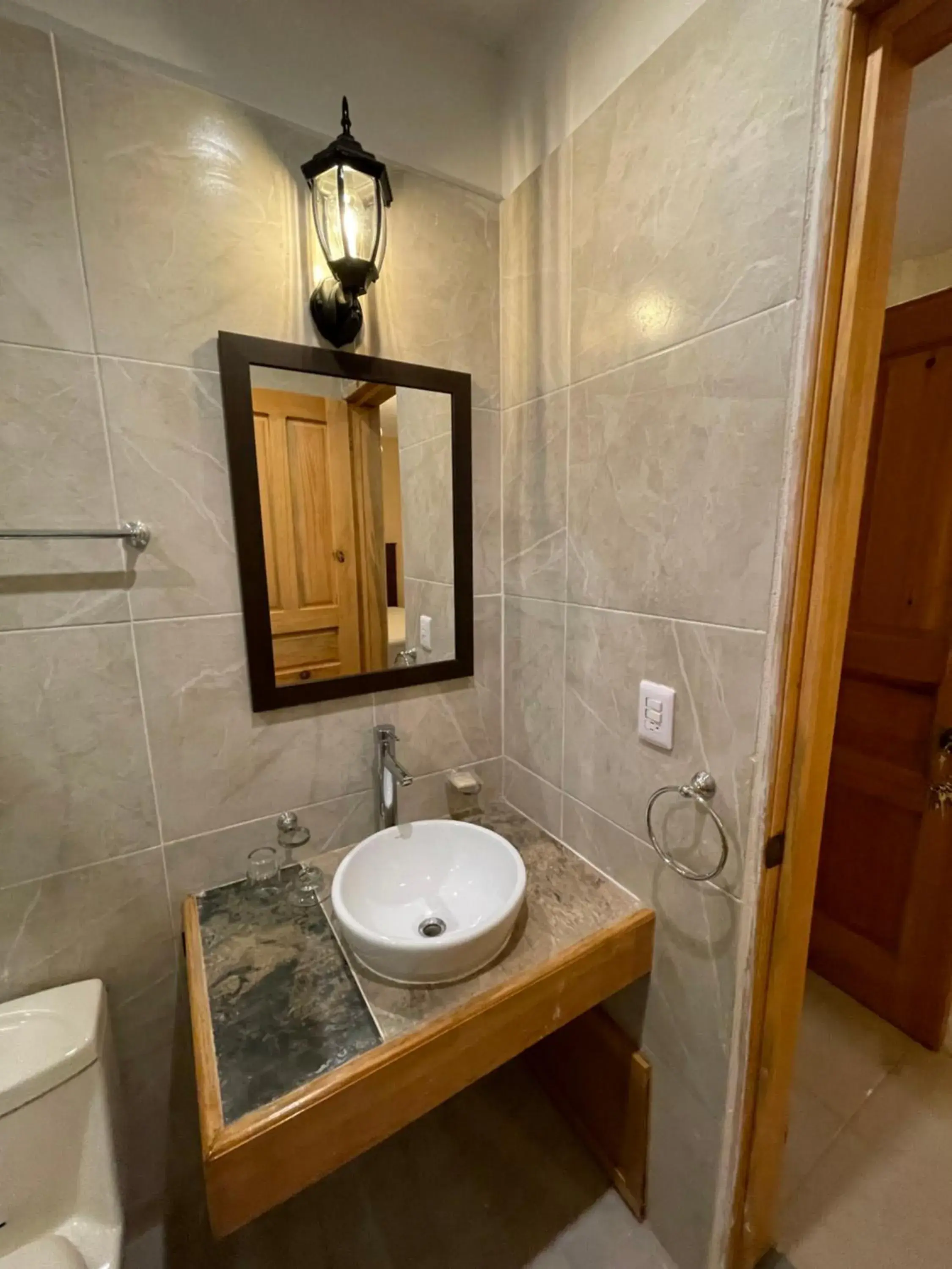 Deluxe Triple Room in Hotel & Balneario Los Angeles Deluxe Triple Room in Hotel & Balneario Los Angeles