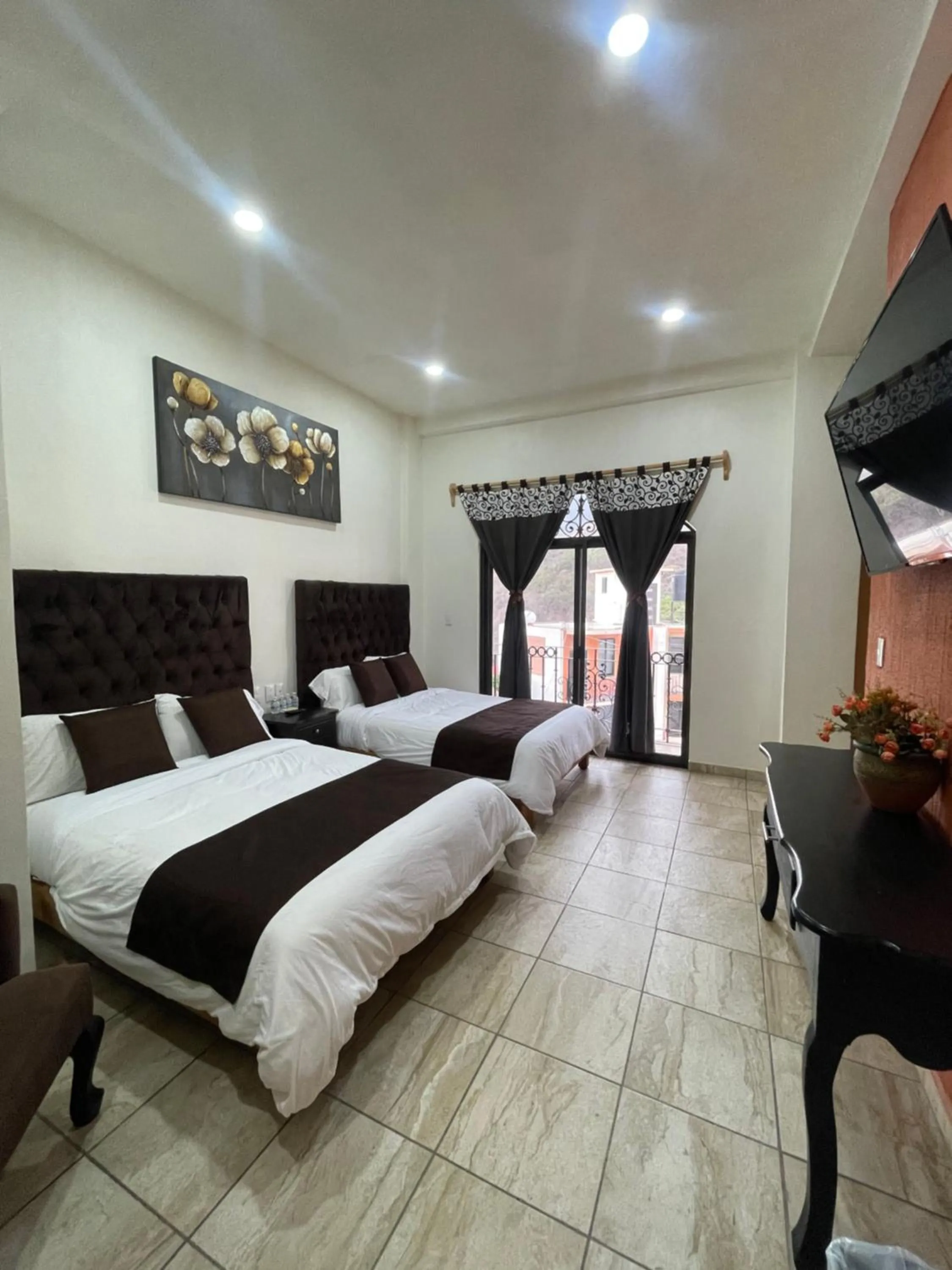 Bed in Hotel & Balneario Los Angeles