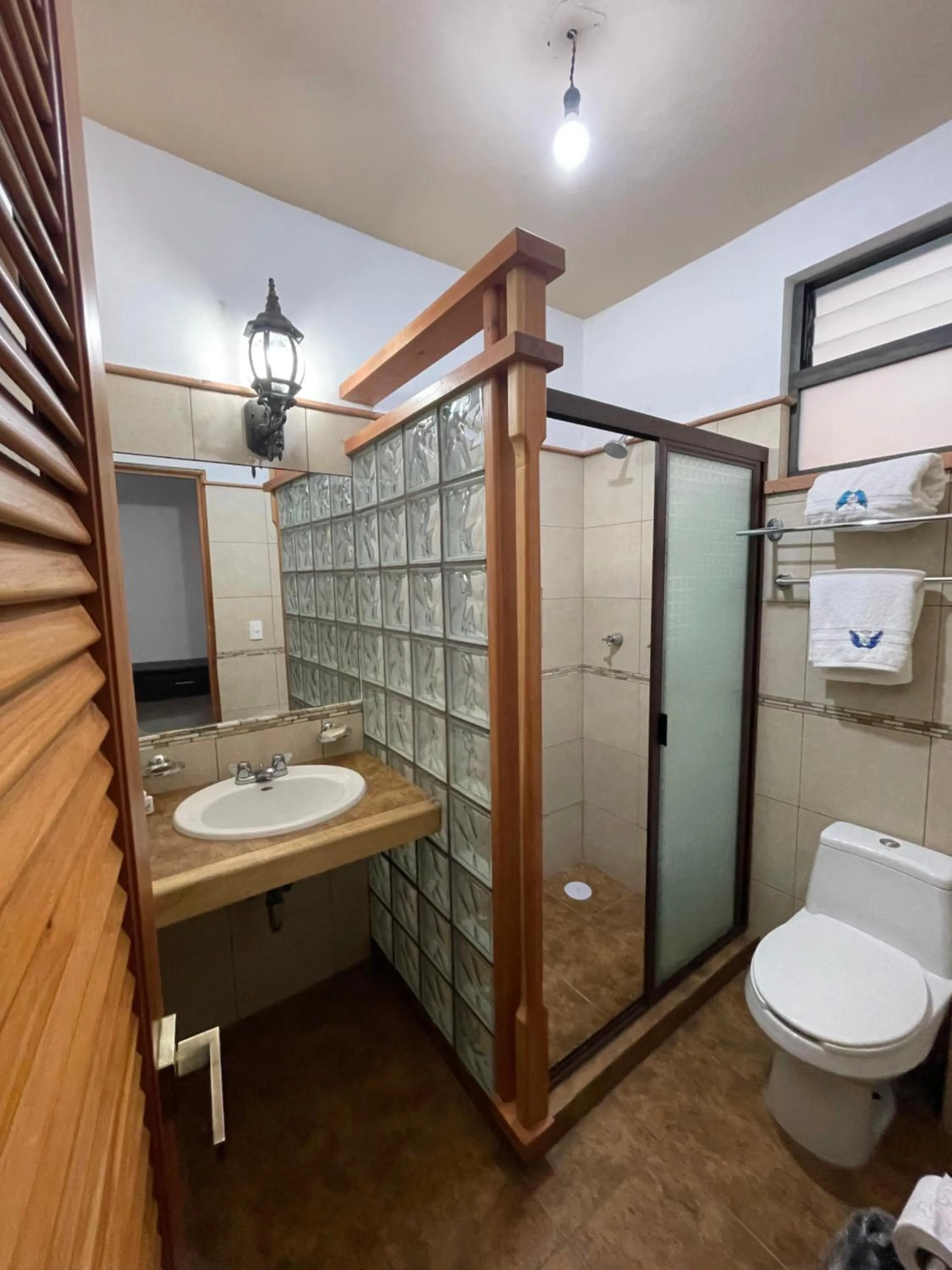 Bathroom in Hotel & Balneario Los Angeles