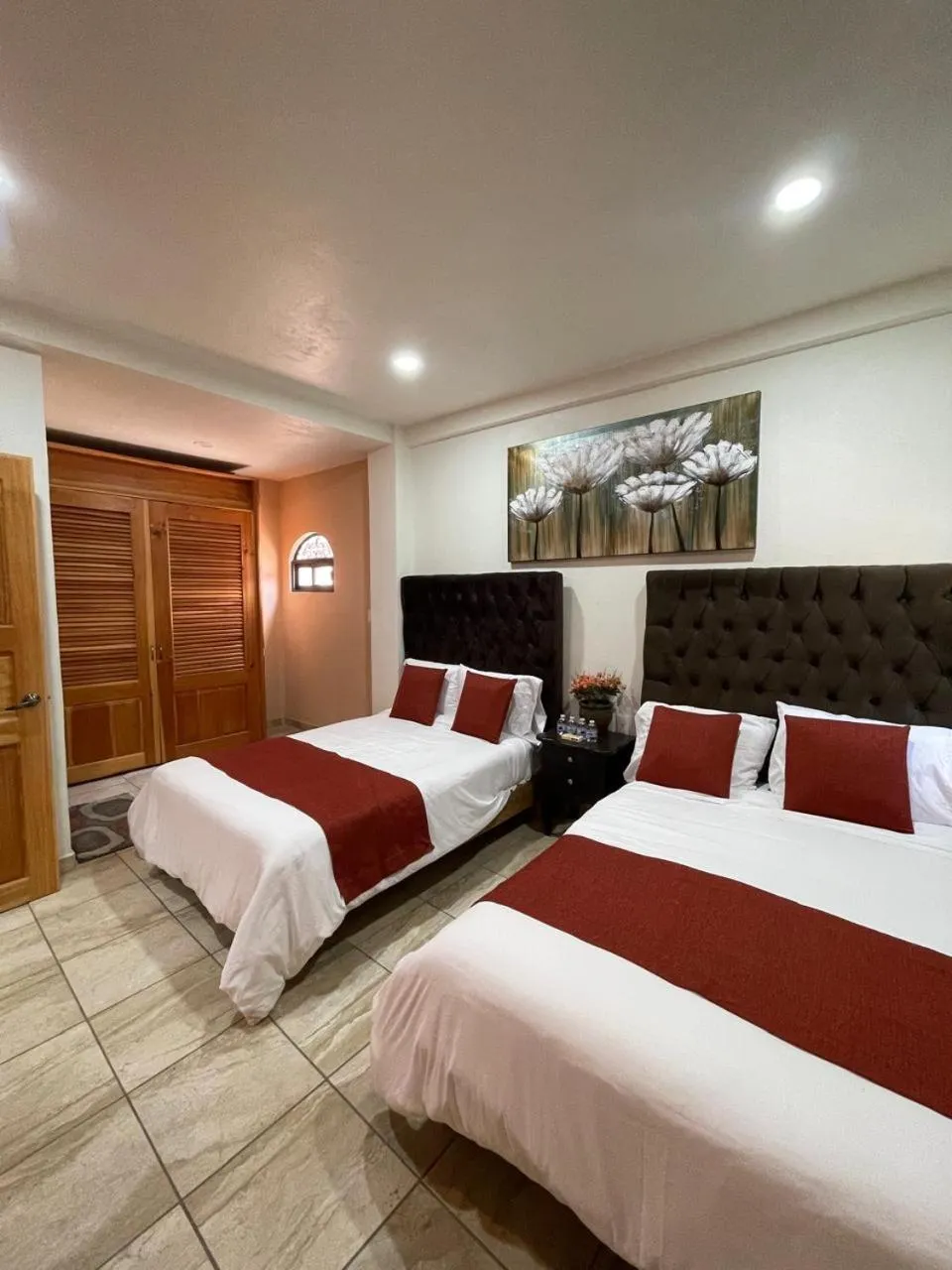 Photo of the whole room, Bed in Hotel & Balneario Los Angeles