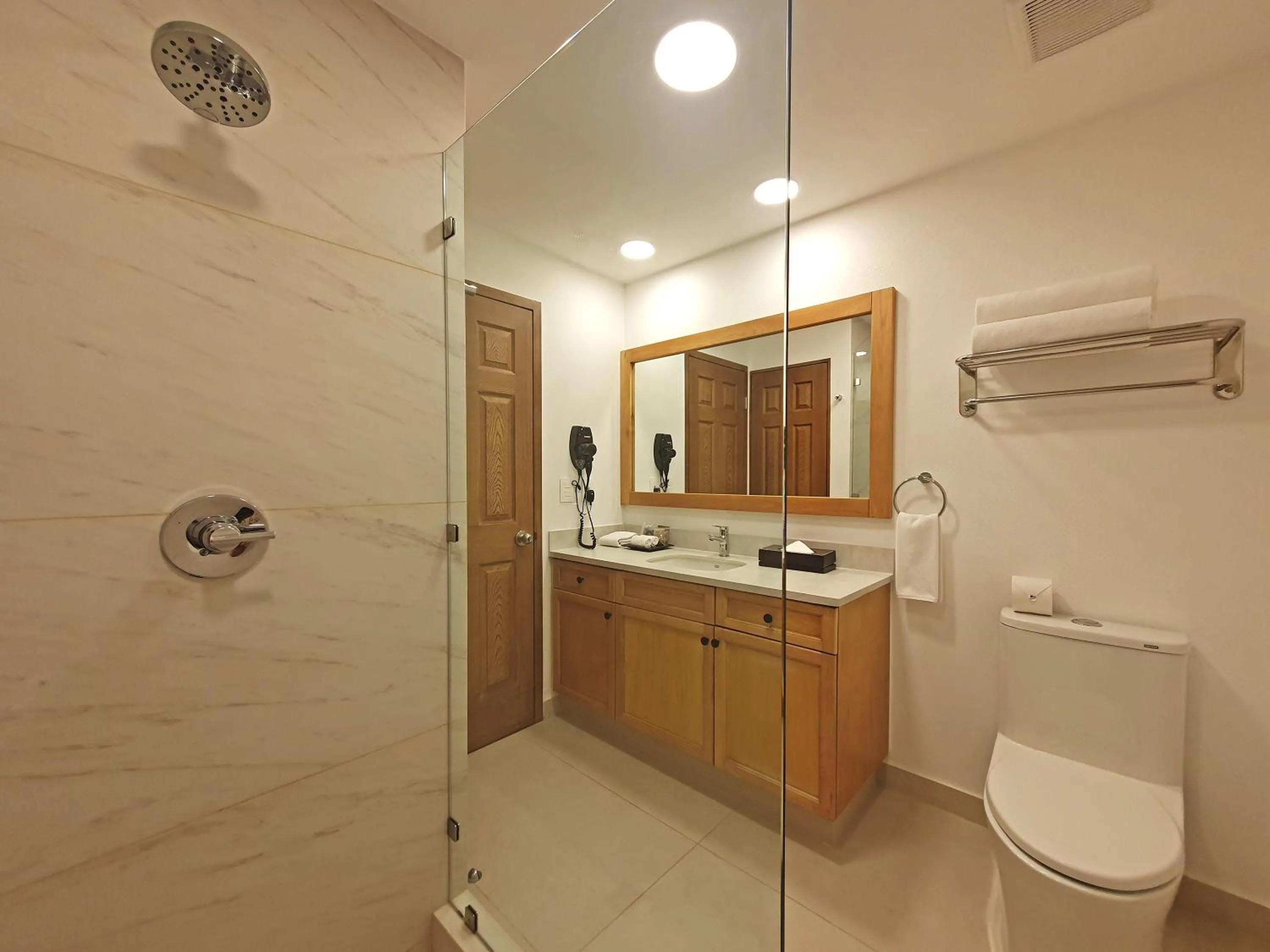 Bathroom in Paradise Village