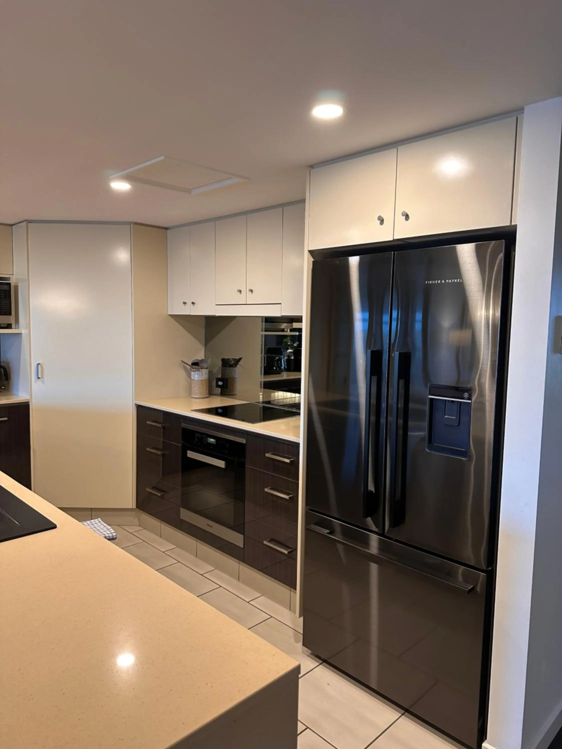 Riverside Holiday Apartments