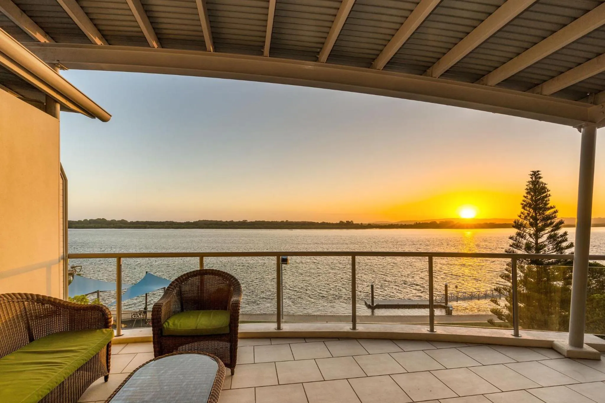 Balcony/Terrace in Riverside Holiday Apartments