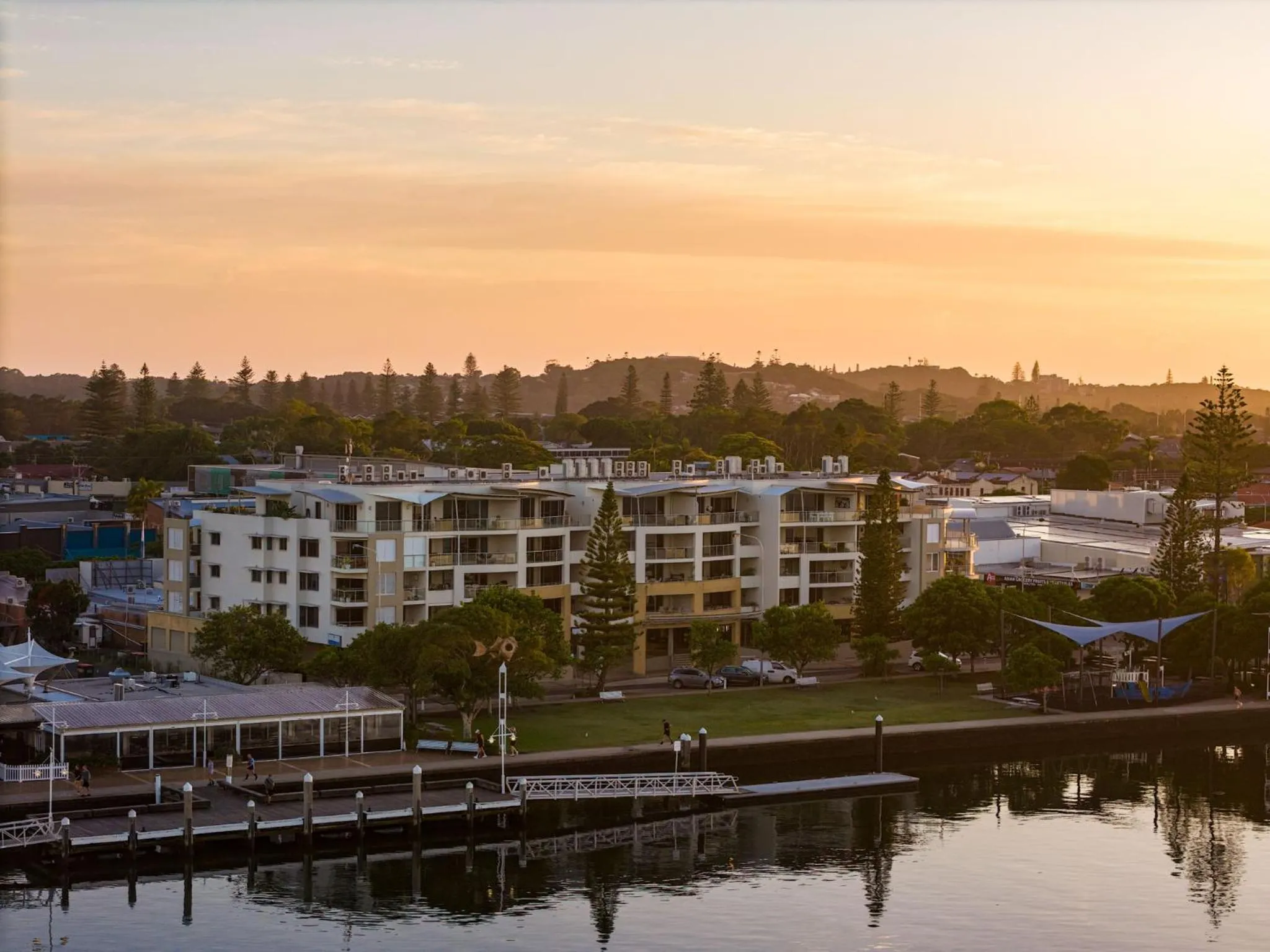 Property building in Riverside Holiday Apartments