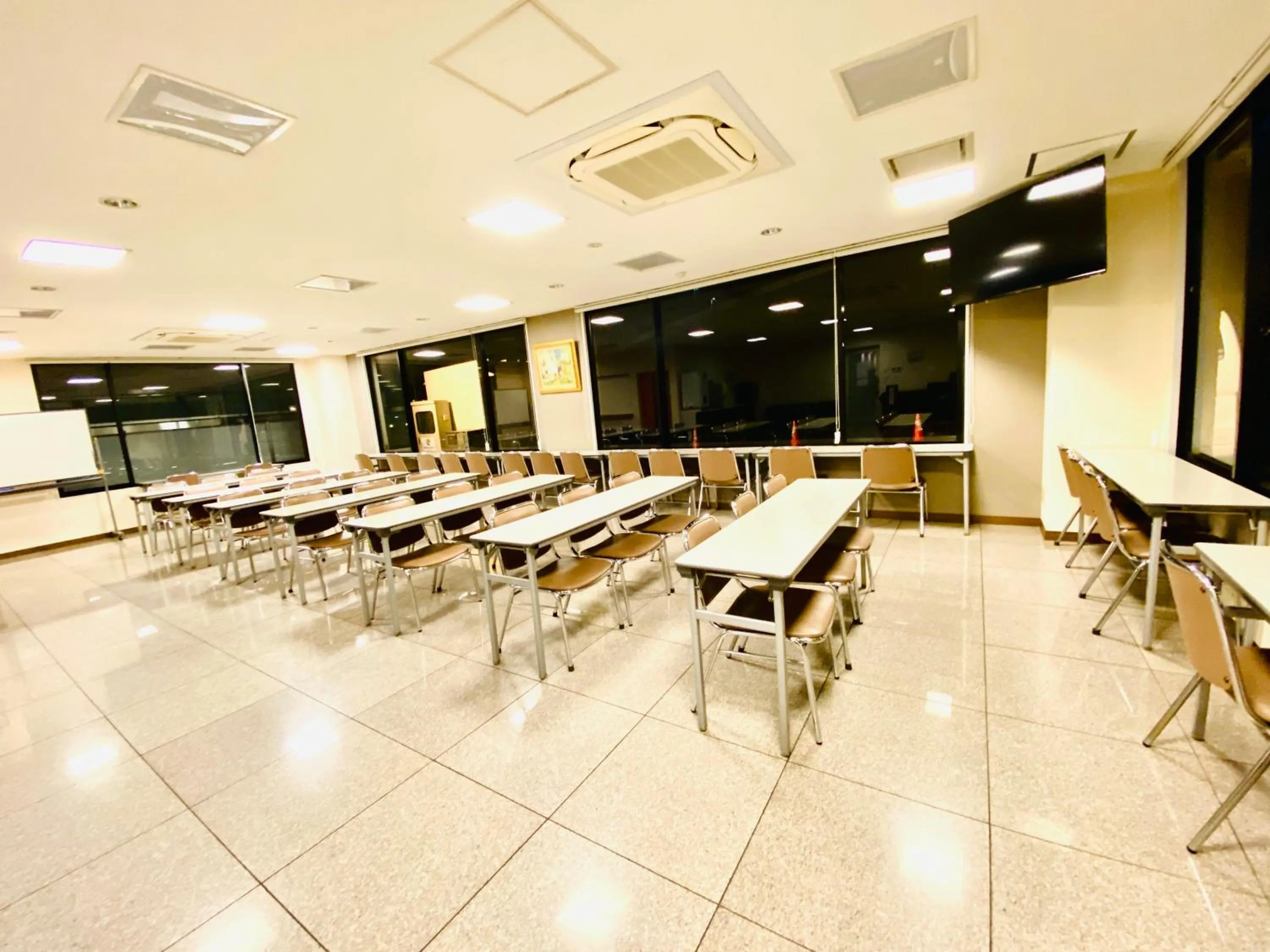 Meeting/conference room in Center Hotel Narita1