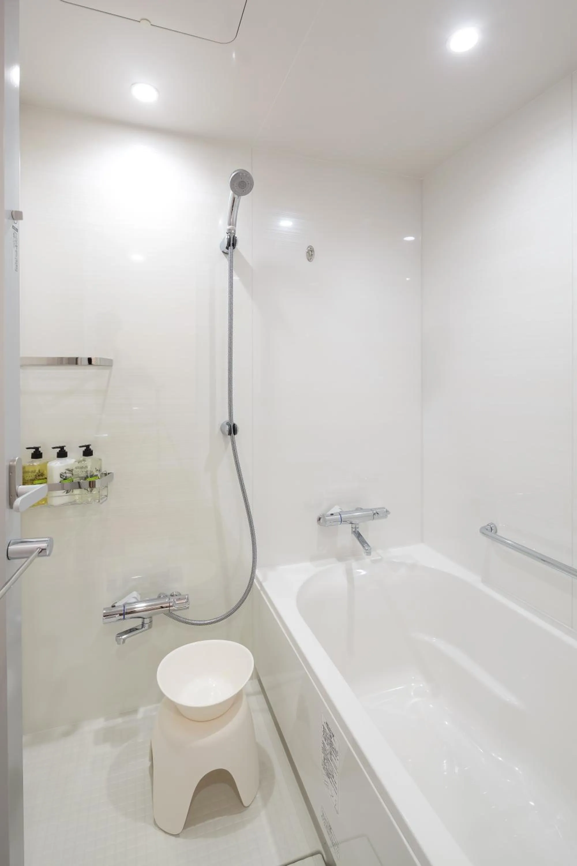 Shower, Bathroom in Tokyo Bay Tokyu Hotel