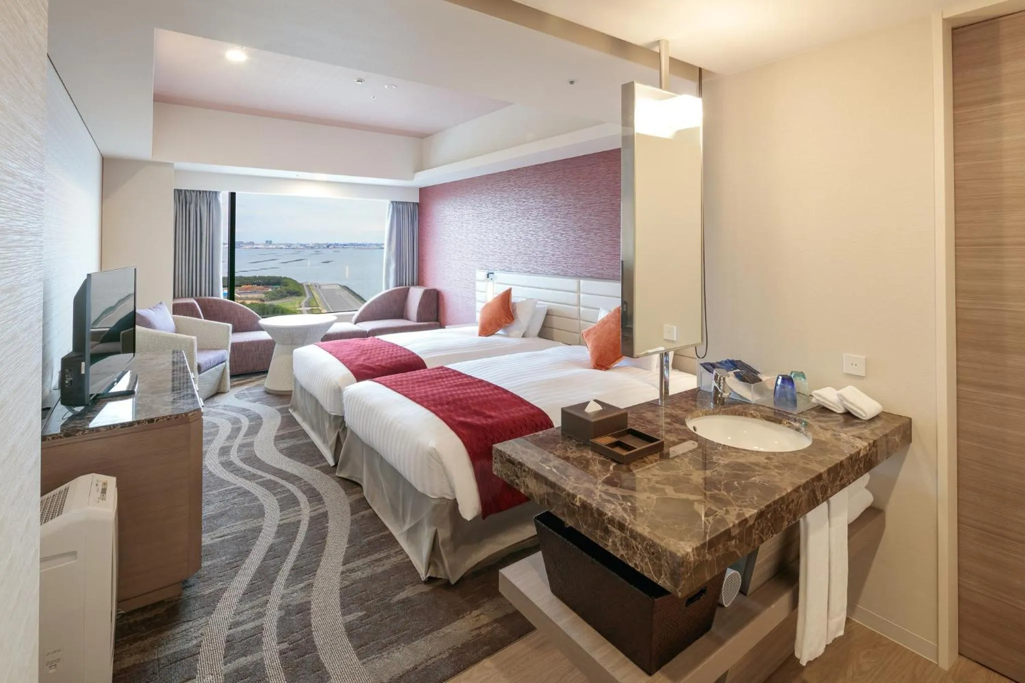 Photo of the whole room in Tokyo Bay Tokyu Hotel