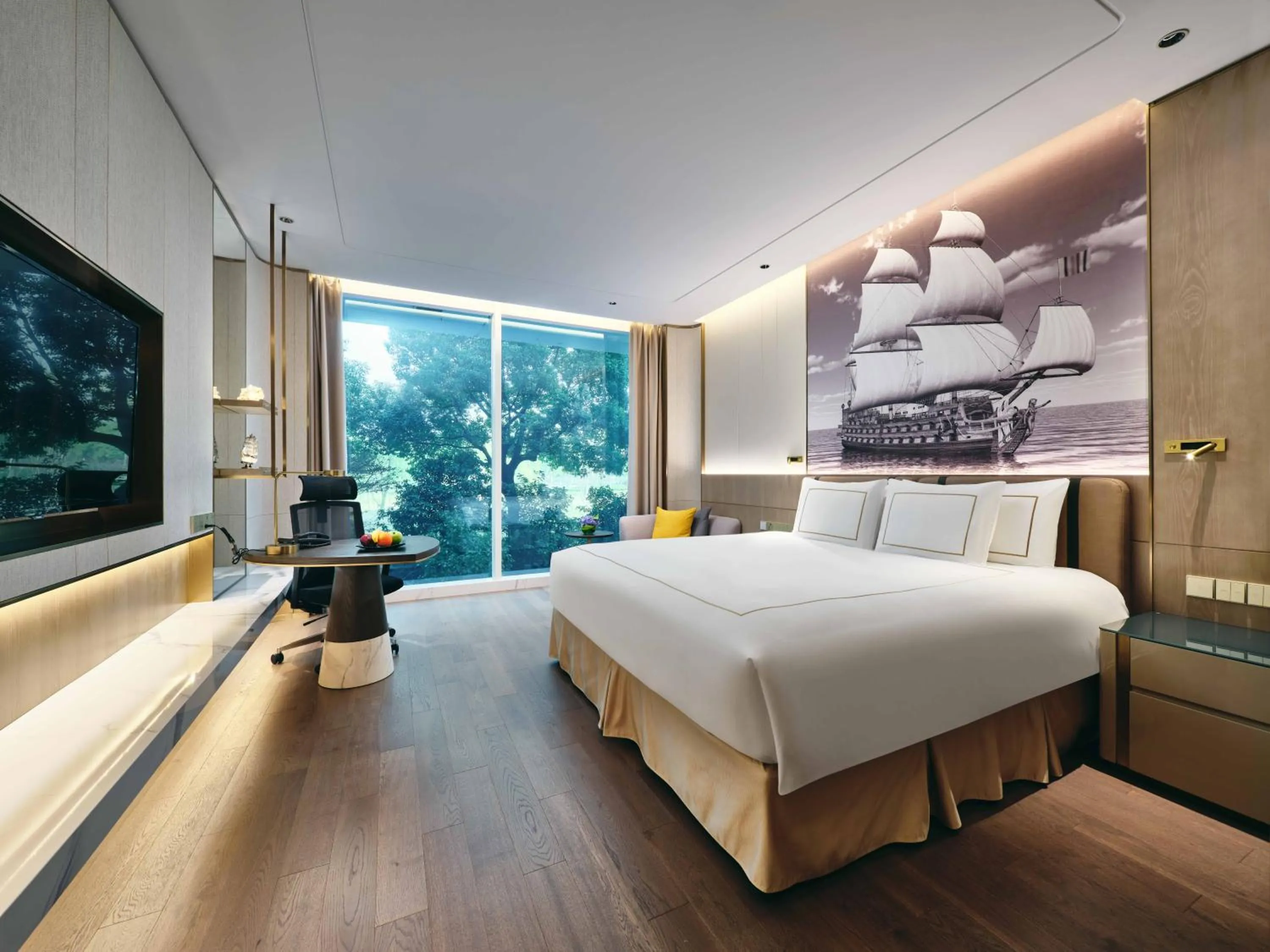 Garden view, Bed in Crowne Plaza Suzhou by IHG